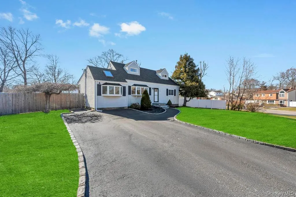 10 Continental Drive, Brookhaven, NY, 4 Bedrooms Bedrooms, 7 Rooms Rooms,2 BathroomsBathrooms,Residential,For Rent,Continental,0,1016991 10 Continental Drive, Brookhaven, NY, 4 Bedrooms Bedrooms, 7 Rooms Rooms,2 BathroomsBathrooms,Residential,For Rent,Continental,0,1016991