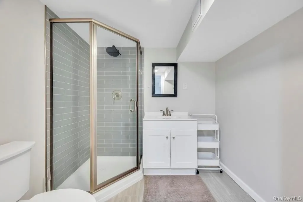 10 Continental Drive, Brookhaven, NY, 4 Bedrooms Bedrooms, 7 Rooms Rooms,2 BathroomsBathrooms,Residential,For Rent,Continental,0,1016991 10 Continental Drive, Brookhaven, NY, 4 Bedrooms Bedrooms, 7 Rooms Rooms,2 BathroomsBathrooms,Residential,For Rent,Continental,0,1016991