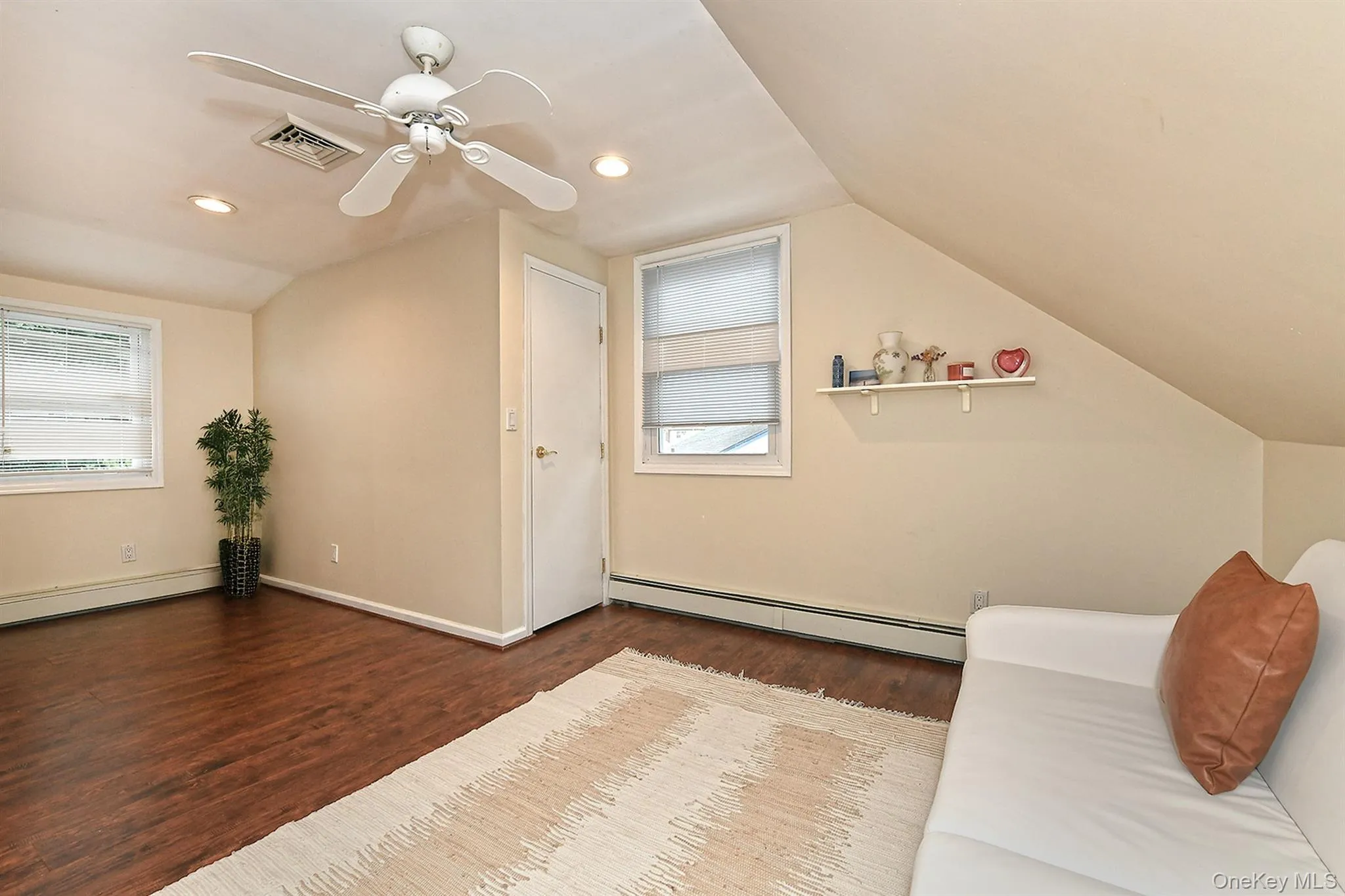 1238 Garden Place, Hempstead, NY, 3 Bedrooms Bedrooms, 7 Rooms Rooms,2 BathroomsBathrooms,Residential,For Rent,Garden,0,1016992 1238 Garden Place, Hempstead, NY, 3 Bedrooms Bedrooms, 7 Rooms Rooms,2 BathroomsBathrooms,Residential,For Rent,Garden,0,1016992