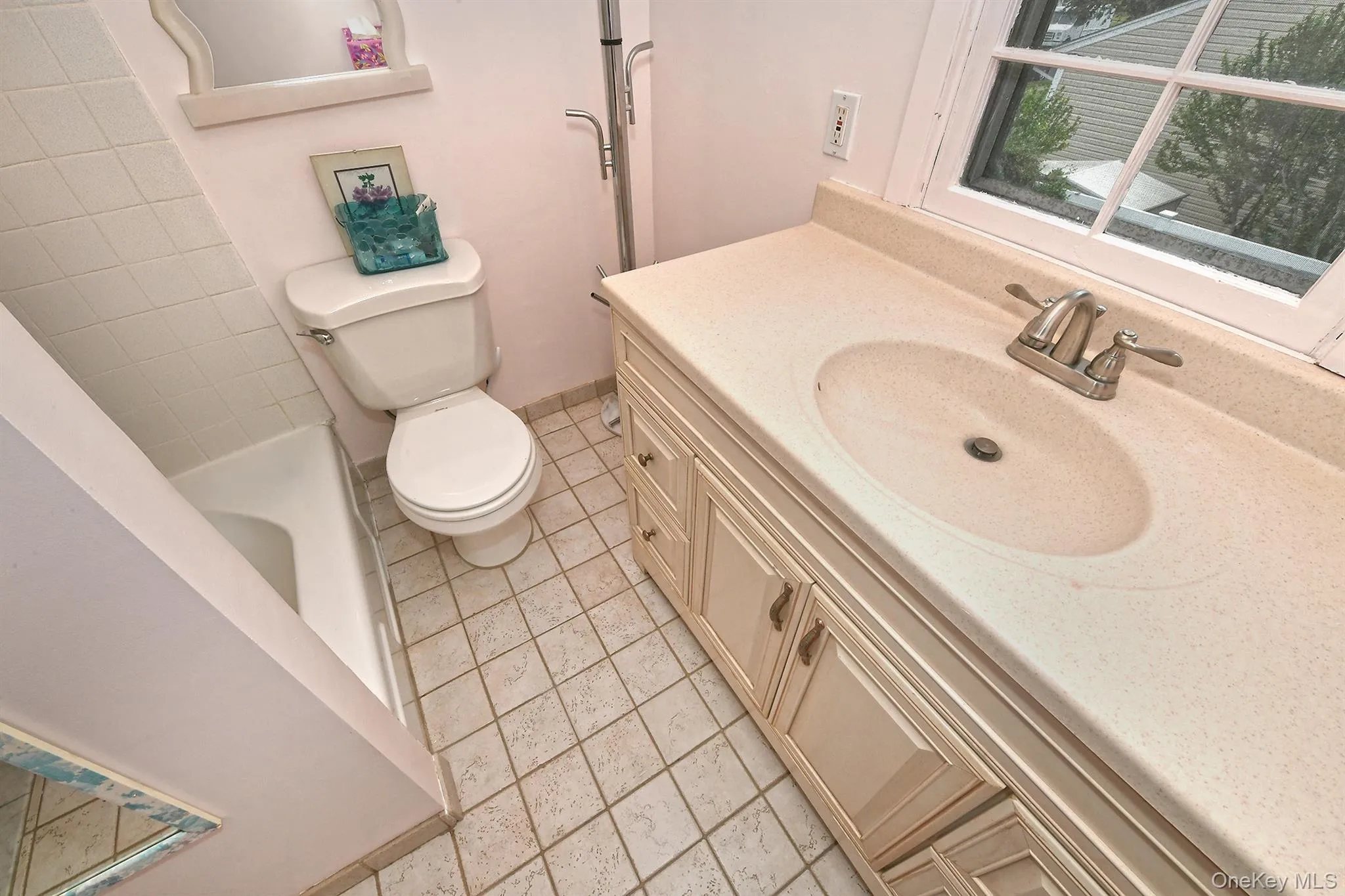 1238 Garden Place, Hempstead, NY, 3 Bedrooms Bedrooms, 7 Rooms Rooms,2 BathroomsBathrooms,Residential,For Rent,Garden,0,1016992 1238 Garden Place, Hempstead, NY, 3 Bedrooms Bedrooms, 7 Rooms Rooms,2 BathroomsBathrooms,Residential,For Rent,Garden,0,1016992