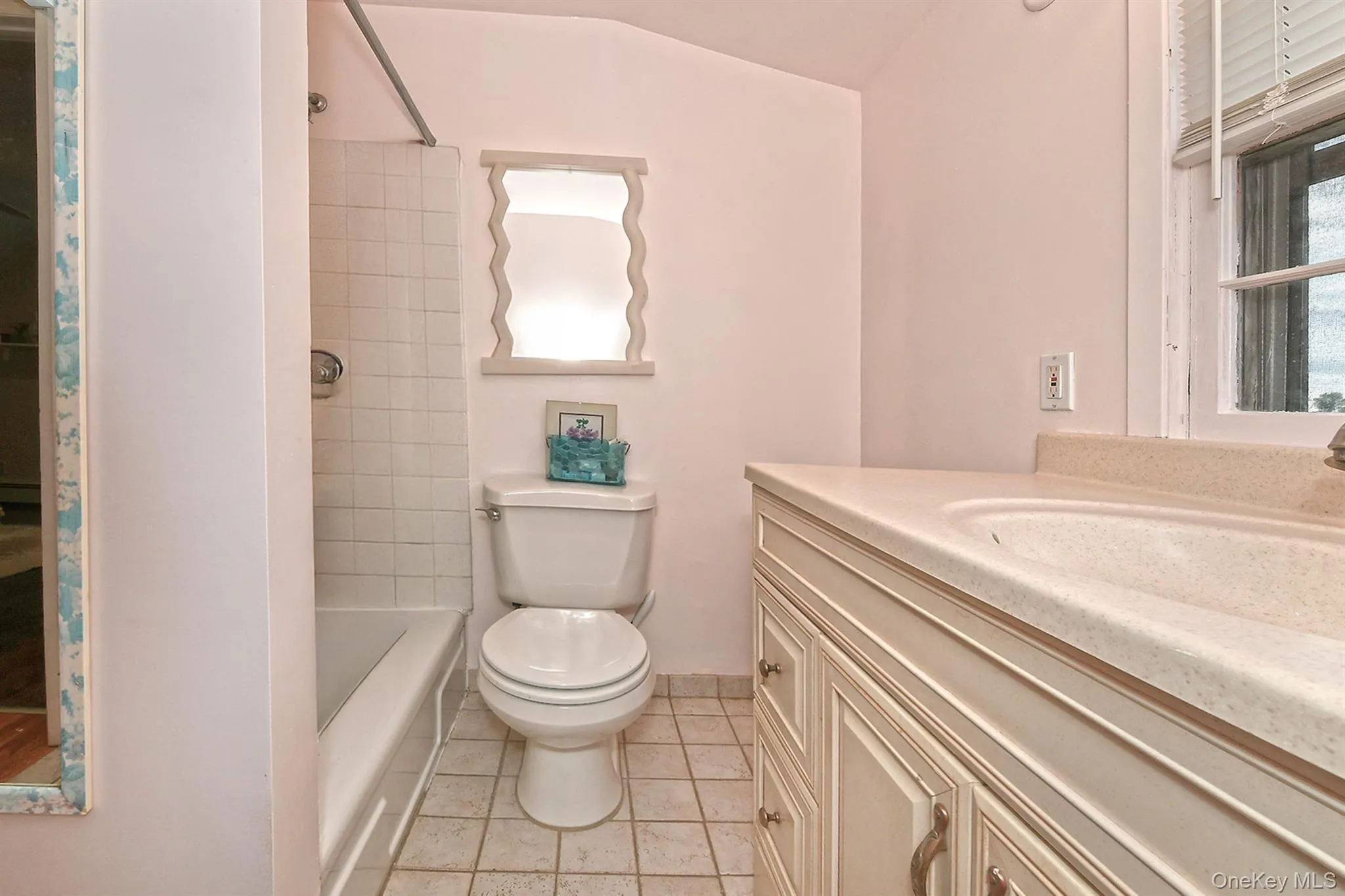 1238 Garden Place, Hempstead, NY, 3 Bedrooms Bedrooms, 7 Rooms Rooms,2 BathroomsBathrooms,Residential,For Rent,Garden,0,1016992 1238 Garden Place, Hempstead, NY, 3 Bedrooms Bedrooms, 7 Rooms Rooms,2 BathroomsBathrooms,Residential,For Rent,Garden,0,1016992