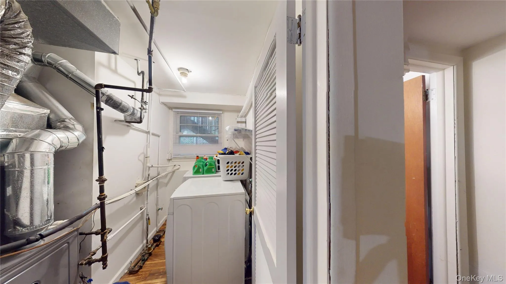 39 Van Terrace, Orangetown, NY, 4 Bedrooms Bedrooms, 9 Rooms Rooms,2 BathroomsBathrooms,Residential,For Rent,Van,0,KEY1016993 39 Van Terrace, Orangetown, NY, 4 Bedrooms Bedrooms, 9 Rooms Rooms,2 BathroomsBathrooms,Residential,For Rent,Van,0,KEY1016993