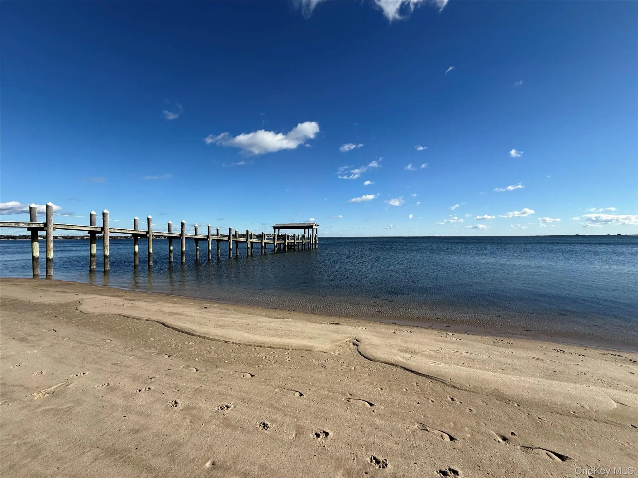 43 Homewood Drive, Southampton, NY, 3 Bedrooms Bedrooms, 8 Rooms Rooms,3 BathroomsBathrooms,Residential Lease,For Rent,Homewood,0,1016994 43 Homewood Drive, Southampton, NY, 3 Bedrooms Bedrooms, 8 Rooms Rooms,3 BathroomsBathrooms,Residential Lease,For Rent,Homewood,0,1016994