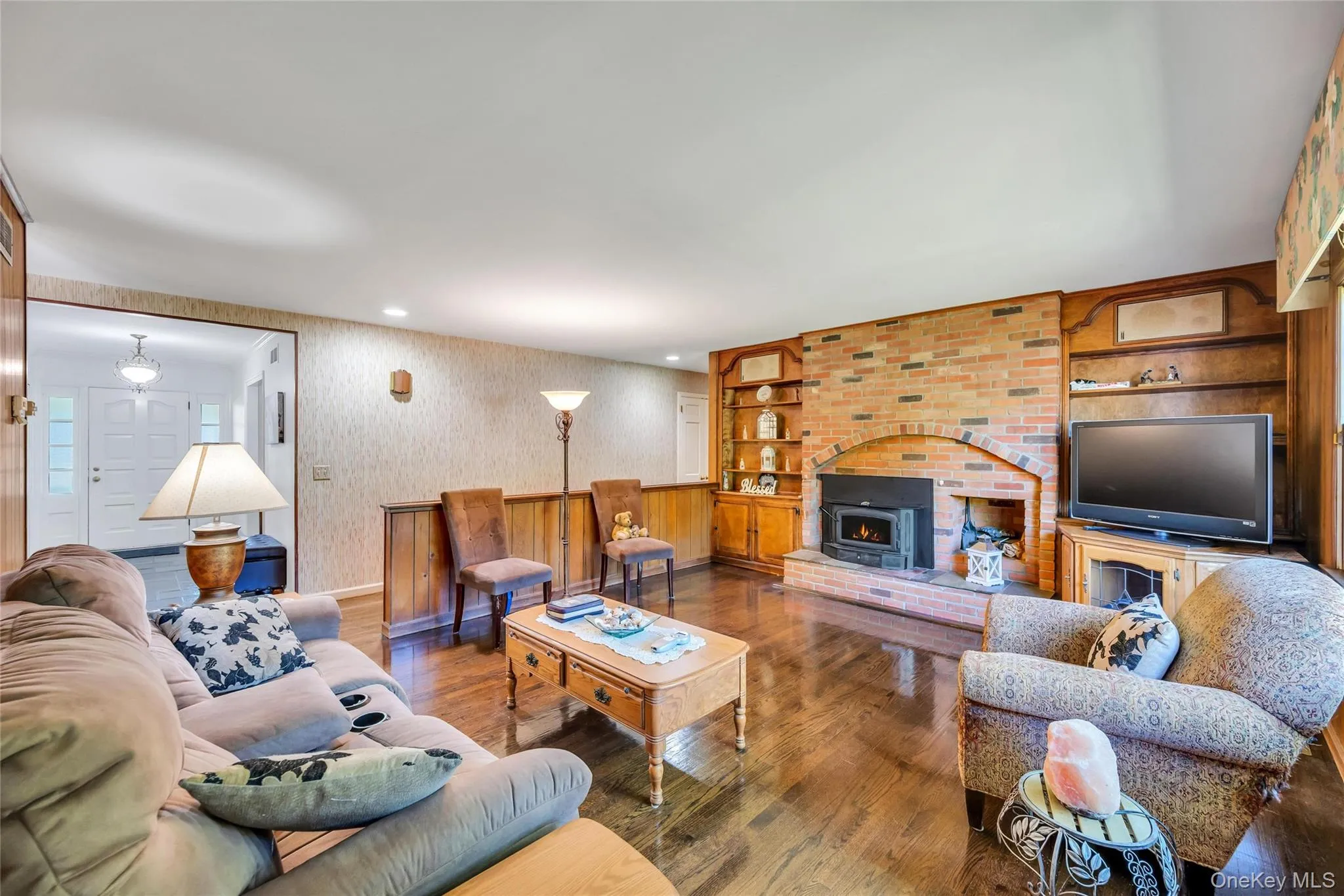 34 Daly Court, Riverhead, NY, 3 Bedrooms Bedrooms, 11 Rooms Rooms,2 BathroomsBathrooms,Residential,For Rent,Daly,0,KEY1016995 34 Daly Court, Riverhead, NY, 3 Bedrooms Bedrooms, 11 Rooms Rooms,2 BathroomsBathrooms,Residential,For Rent,Daly,0,KEY1016995