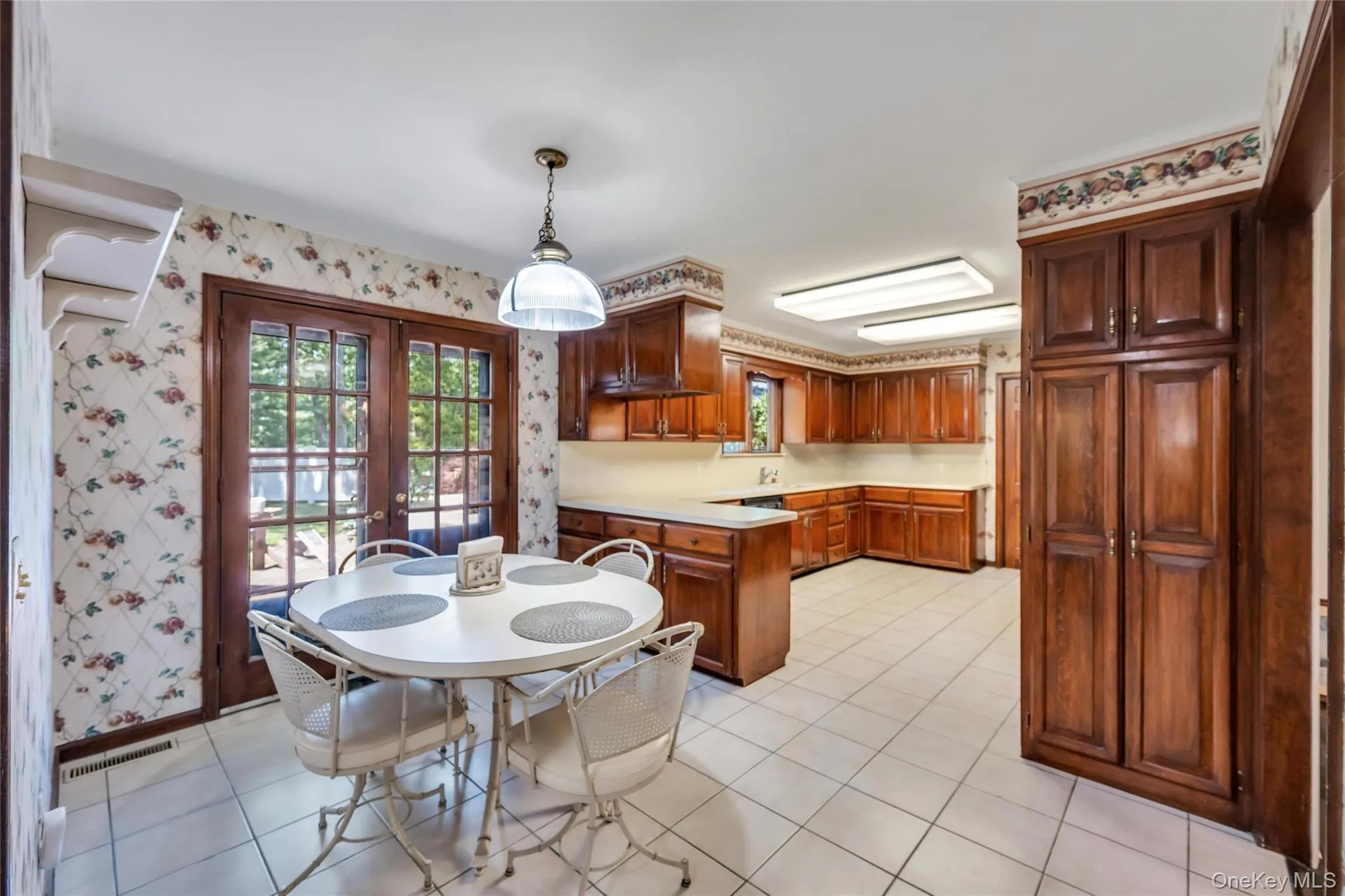 34 Daly Court, Riverhead, NY, 3 Bedrooms Bedrooms, 11 Rooms Rooms,2 BathroomsBathrooms,Residential,For Rent,Daly,0,KEY1016995 34 Daly Court, Riverhead, NY, 3 Bedrooms Bedrooms, 11 Rooms Rooms,2 BathroomsBathrooms,Residential,For Rent,Daly,0,KEY1016995