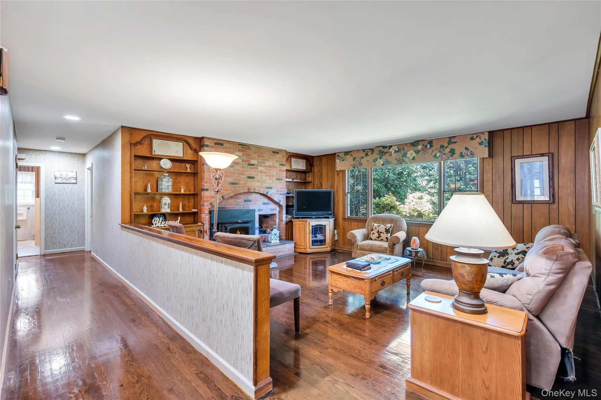 34 Daly Court, Riverhead, NY, 3 Bedrooms Bedrooms, 11 Rooms Rooms,2 BathroomsBathrooms,Residential,For Rent,Daly,0,KEY1016995 34 Daly Court, Riverhead, NY, 3 Bedrooms Bedrooms, 11 Rooms Rooms,2 BathroomsBathrooms,Residential,For Rent,Daly,0,KEY1016995