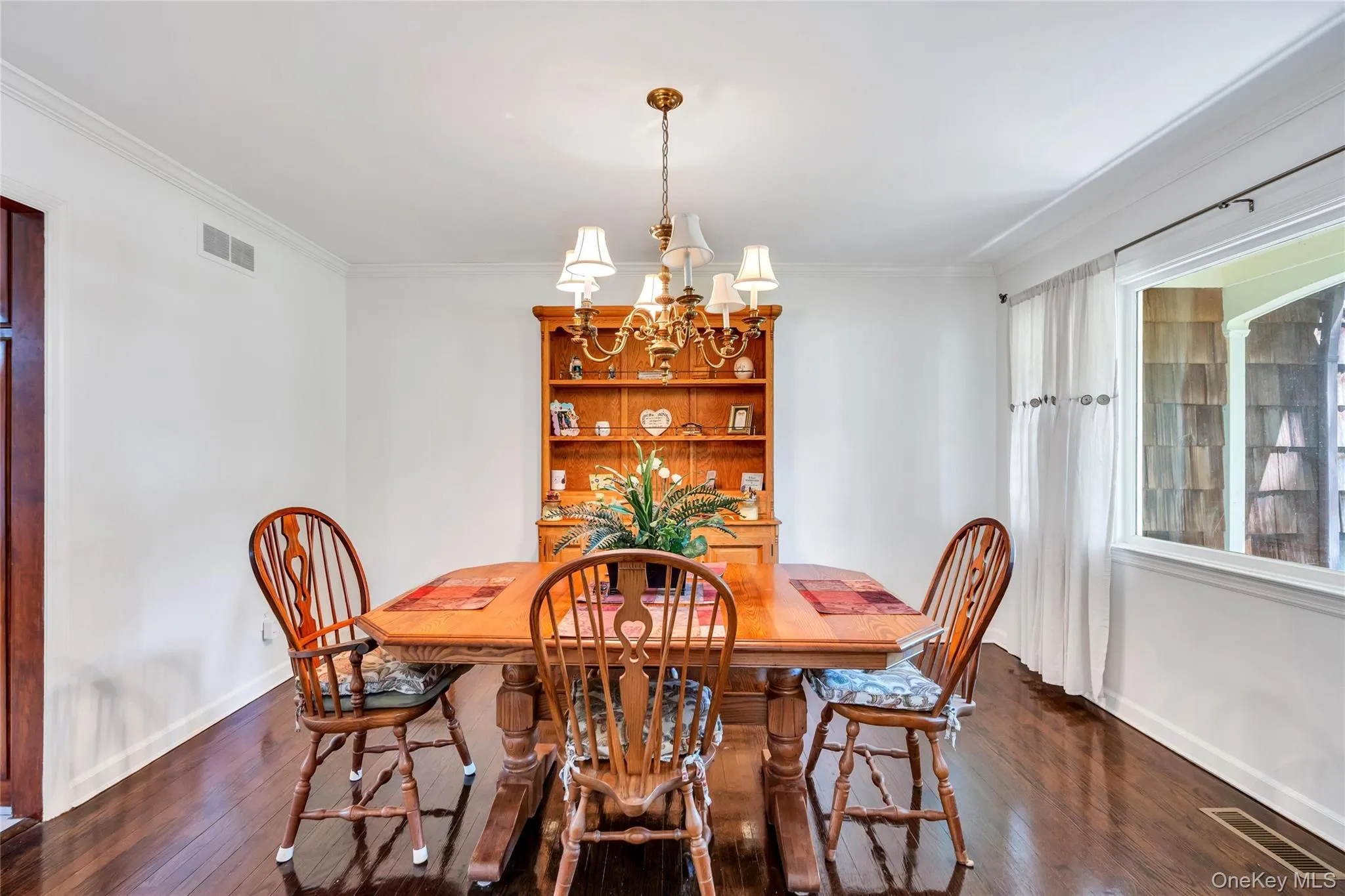34 Daly Court, Riverhead, NY, 3 Bedrooms Bedrooms, 11 Rooms Rooms,2 BathroomsBathrooms,Residential,For Rent,Daly,0,KEY1016995 34 Daly Court, Riverhead, NY, 3 Bedrooms Bedrooms, 11 Rooms Rooms,2 BathroomsBathrooms,Residential,For Rent,Daly,0,KEY1016995
