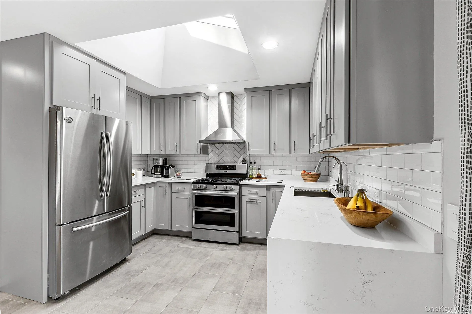 43 Homewood Drive, Southampton, NY, 3 Bedrooms Bedrooms, 8 Rooms Rooms,3 BathroomsBathrooms,Residential Lease,For Rent,Homewood,0,1016997 43 Homewood Drive, Southampton, NY, 3 Bedrooms Bedrooms, 8 Rooms Rooms,3 BathroomsBathrooms,Residential Lease,For Rent,Homewood,0,1016997