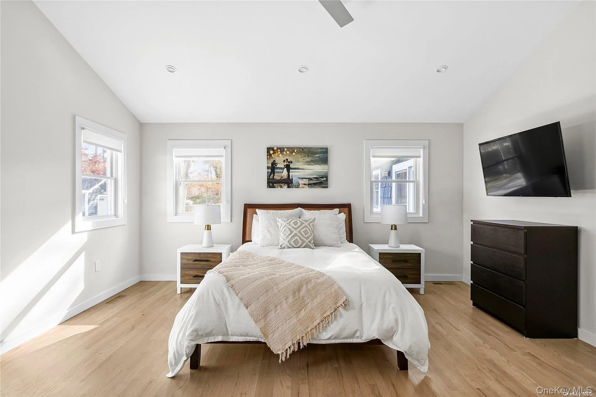 43 Homewood Drive, Southampton, NY, 3 Bedrooms Bedrooms, 8 Rooms Rooms,3 BathroomsBathrooms,Residential Lease,For Rent,Homewood,0,1016997 43 Homewood Drive, Southampton, NY, 3 Bedrooms Bedrooms, 8 Rooms Rooms,3 BathroomsBathrooms,Residential Lease,For Rent,Homewood,0,1016997