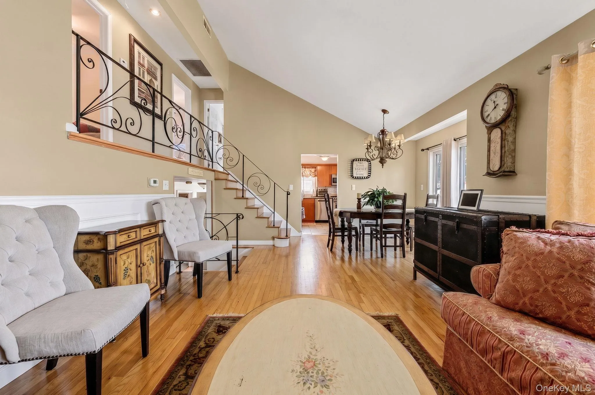 332 Monroe Avenue, Babylon, NY, 4 Bedrooms Bedrooms, 7 Rooms Rooms,1 BathroomBathrooms,Residential,For Rent,Monroe,0,1016998 332 Monroe Avenue, Babylon, NY, 4 Bedrooms Bedrooms, 7 Rooms Rooms,1 BathroomBathrooms,Residential,For Rent,Monroe,0,1016998