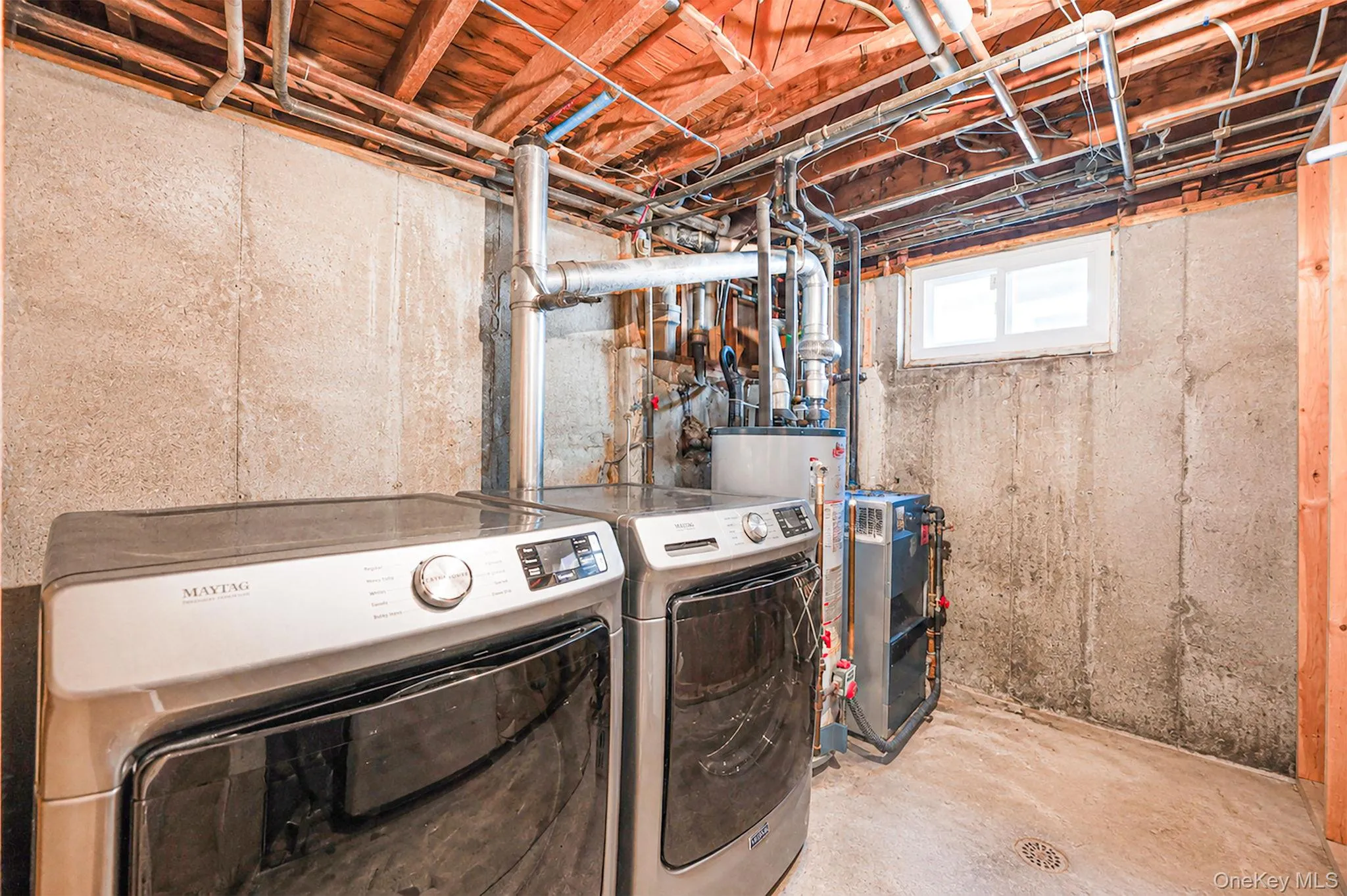 332 Monroe Avenue, Babylon, NY, 4 Bedrooms Bedrooms, 7 Rooms Rooms,1 BathroomBathrooms,Residential,For Rent,Monroe,0,1016998 332 Monroe Avenue, Babylon, NY, 4 Bedrooms Bedrooms, 7 Rooms Rooms,1 BathroomBathrooms,Residential,For Rent,Monroe,0,1016998