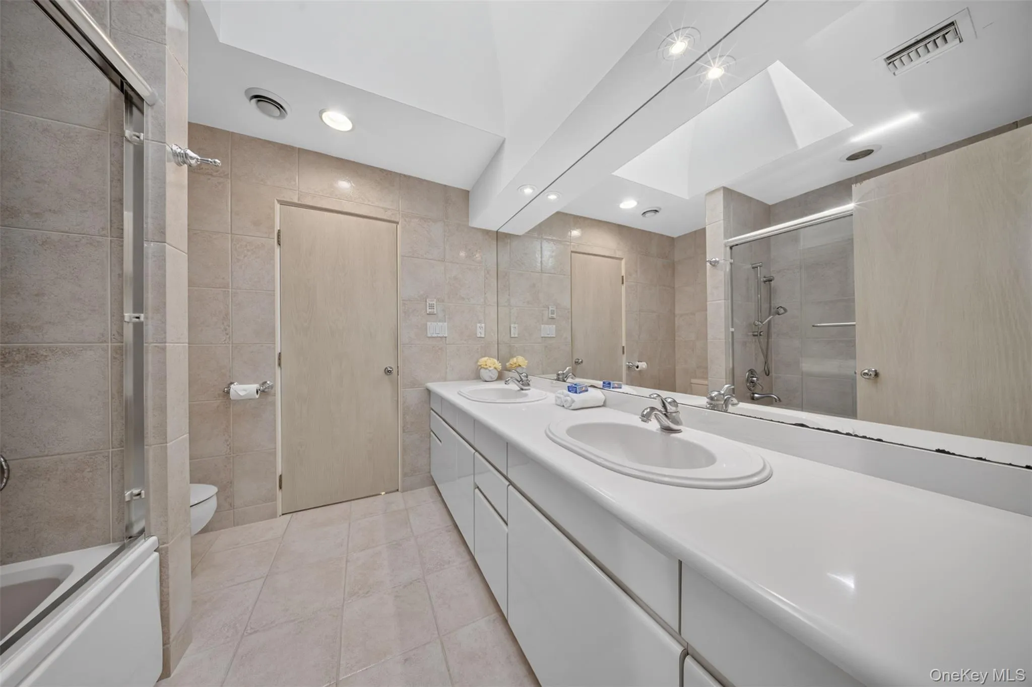 8 Victorian Lane, Oyster Bay, NY, 6 Bedrooms Bedrooms, 9 Rooms Rooms,4 BathroomsBathrooms,Residential,For Rent,Victorian,0,1017003 8 Victorian Lane, Oyster Bay, NY, 6 Bedrooms Bedrooms, 9 Rooms Rooms,4 BathroomsBathrooms,Residential,For Rent,Victorian,0,1017003