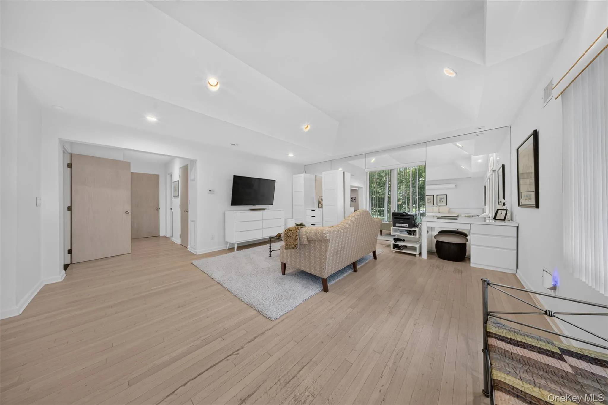 8 Victorian Lane, Oyster Bay, NY, 6 Bedrooms Bedrooms, 9 Rooms Rooms,4 BathroomsBathrooms,Residential,For Rent,Victorian,0,1017003 8 Victorian Lane, Oyster Bay, NY, 6 Bedrooms Bedrooms, 9 Rooms Rooms,4 BathroomsBathrooms,Residential,For Rent,Victorian,0,1017003