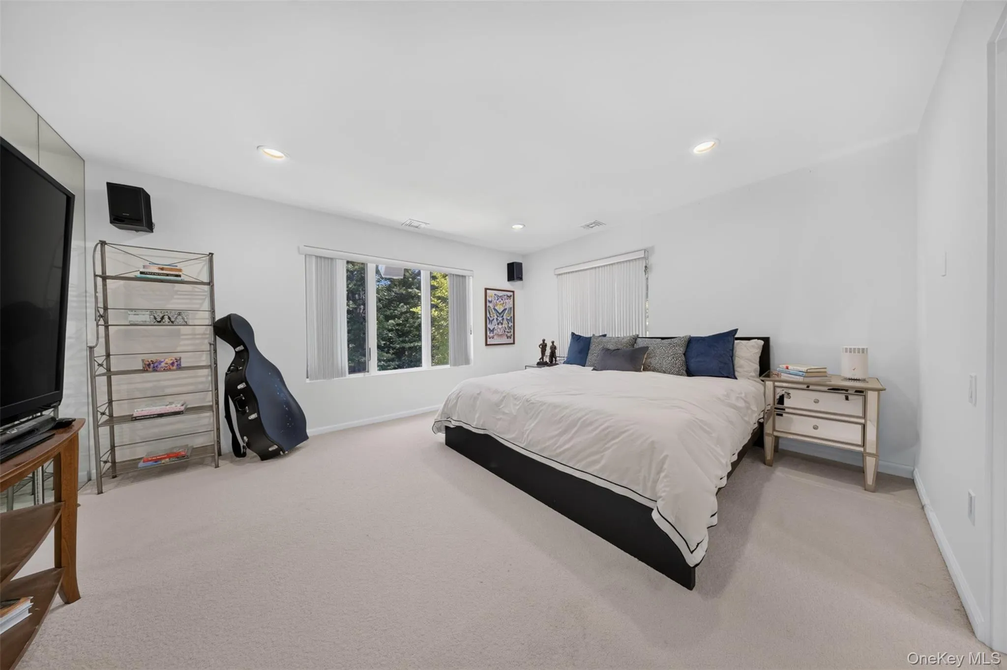 8 Victorian Lane, Oyster Bay, NY, 6 Bedrooms Bedrooms, 9 Rooms Rooms,4 BathroomsBathrooms,Residential,For Rent,Victorian,0,1017003 8 Victorian Lane, Oyster Bay, NY, 6 Bedrooms Bedrooms, 9 Rooms Rooms,4 BathroomsBathrooms,Residential,For Rent,Victorian,0,1017003