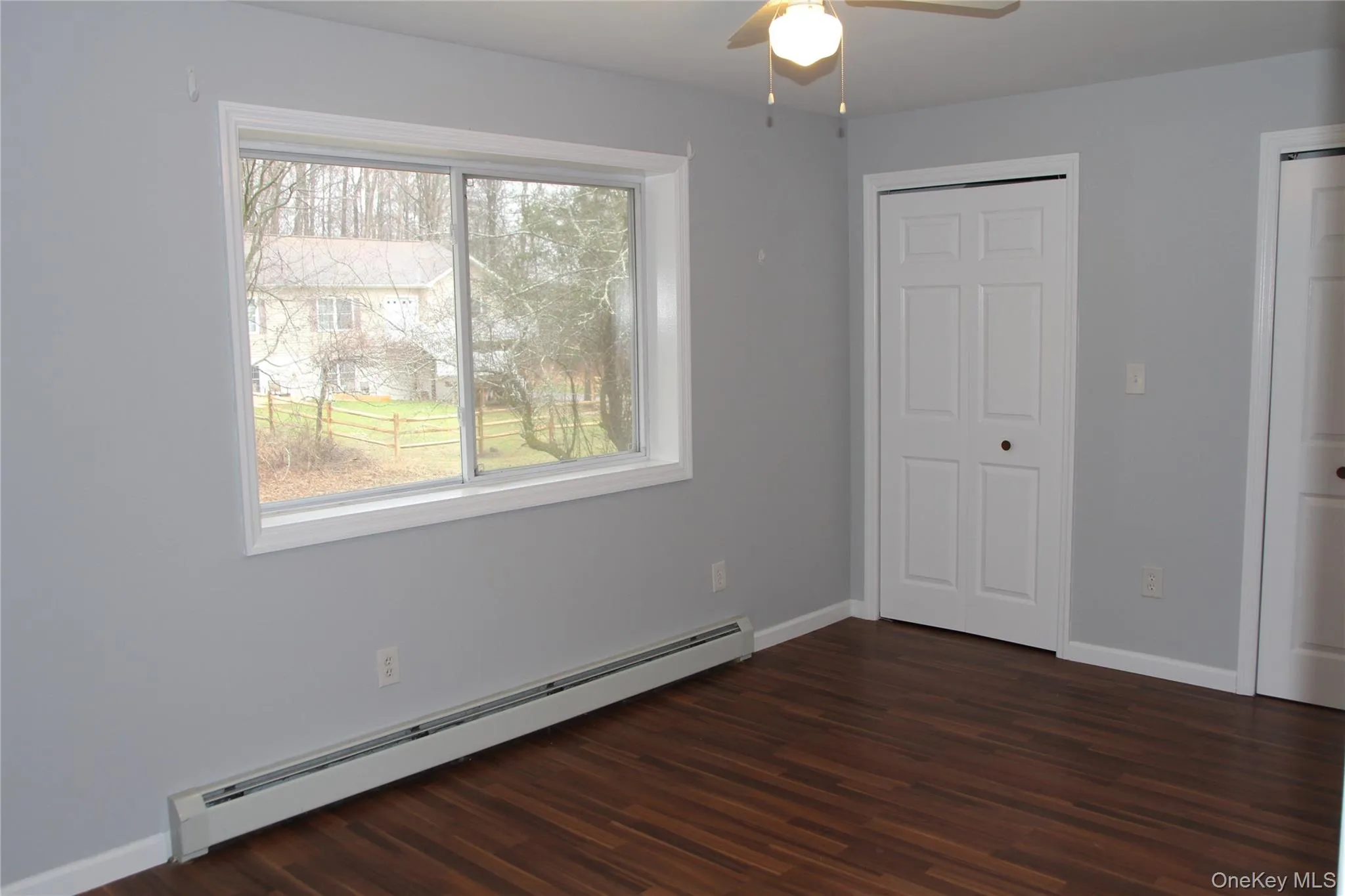 Large Bedroom Large Bedroom