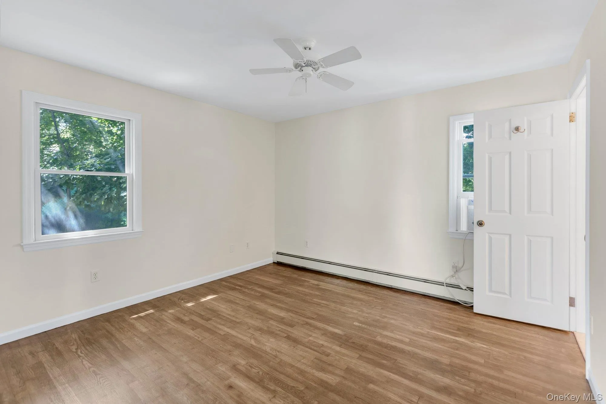 16 Meath Avenue, Huntington, NY, 3 Bedrooms Bedrooms, 7 Rooms Rooms,2 BathroomsBathrooms,Residential,For Rent,Meath,0,1017007 16 Meath Avenue, Huntington, NY, 3 Bedrooms Bedrooms, 7 Rooms Rooms,2 BathroomsBathrooms,Residential,For Rent,Meath,0,1017007