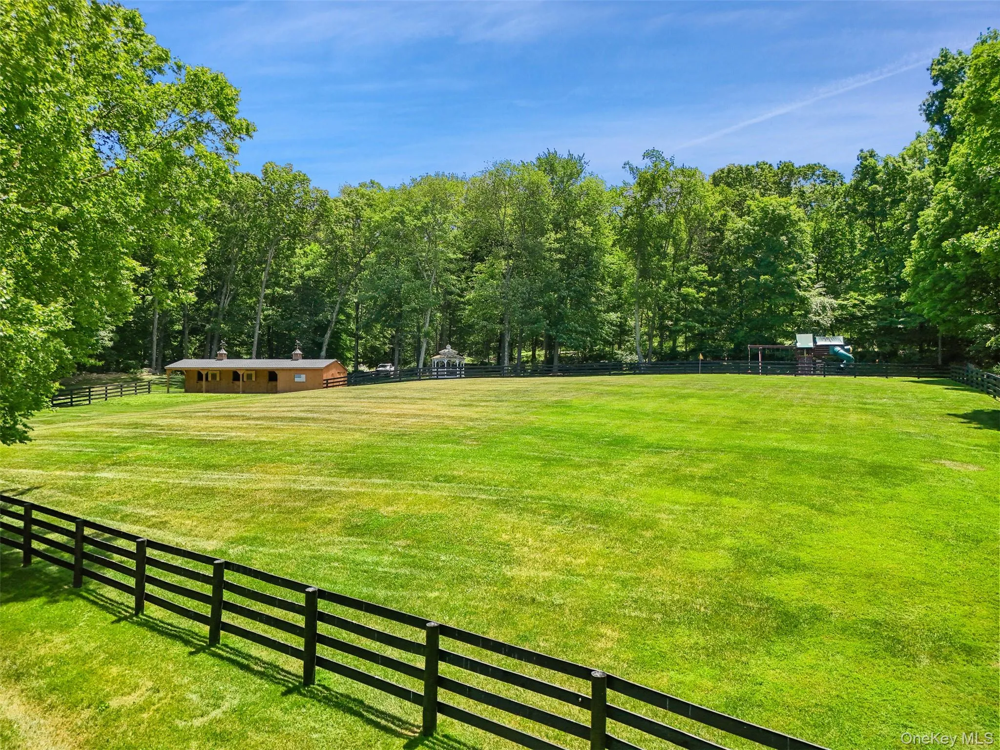 5 Apple Mill Lane, North Salem, NY, 6 Bedrooms Bedrooms, 18 Rooms Rooms,5 BathroomsBathrooms,Residential,For Rent,Apple Mill,0,1017008 5 Apple Mill Lane, North Salem, NY, 6 Bedrooms Bedrooms, 18 Rooms Rooms,5 BathroomsBathrooms,Residential,For Rent,Apple Mill,0,1017008