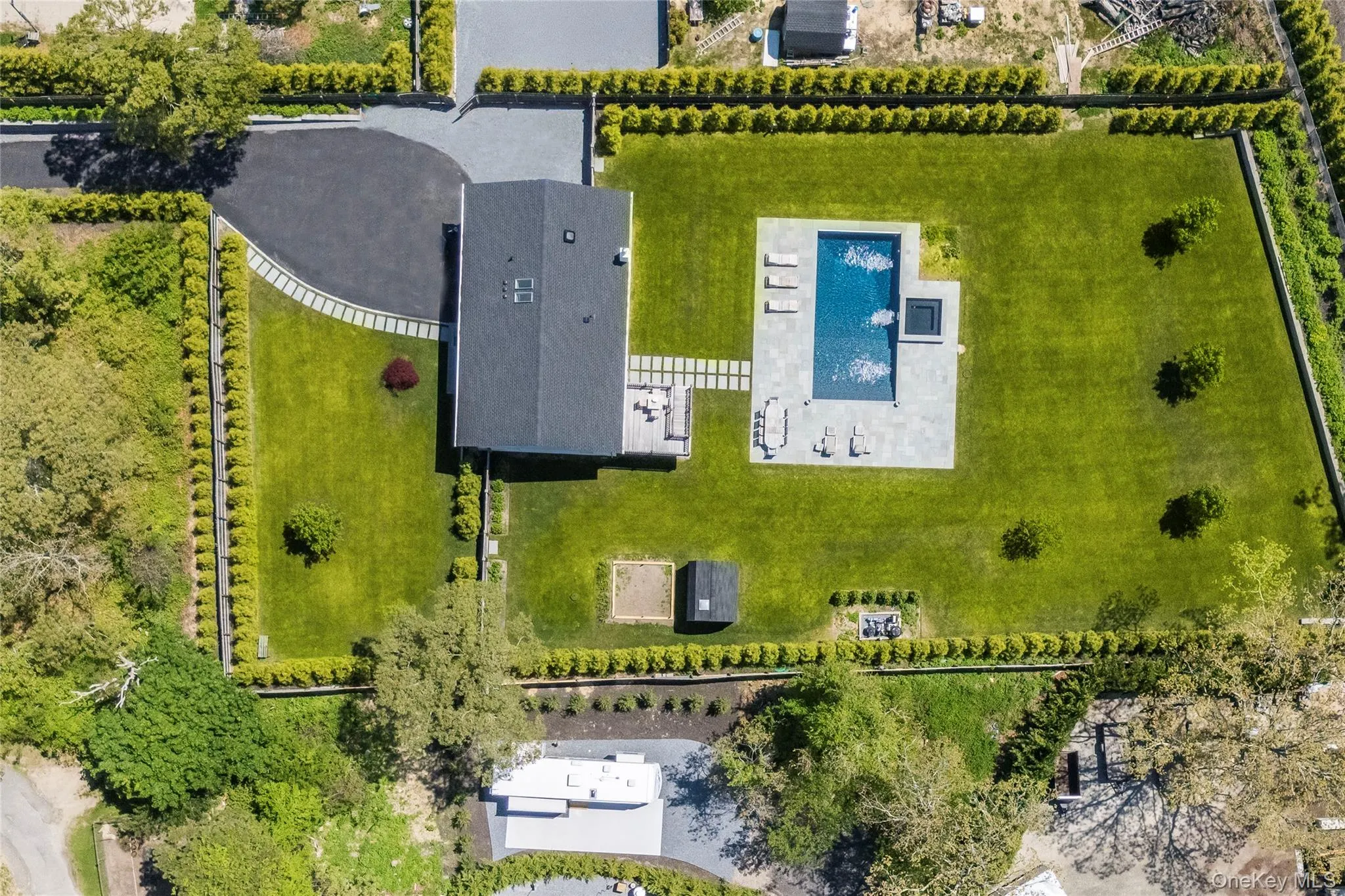78 North Road, Southampton, NY, 4 Bedrooms Bedrooms, 6 Rooms Rooms,2 BathroomsBathrooms,Residential Lease,For Rent,North,0,1017009 78 North Road, Southampton, NY, 4 Bedrooms Bedrooms, 6 Rooms Rooms,2 BathroomsBathrooms,Residential Lease,For Rent,North,0,1017009