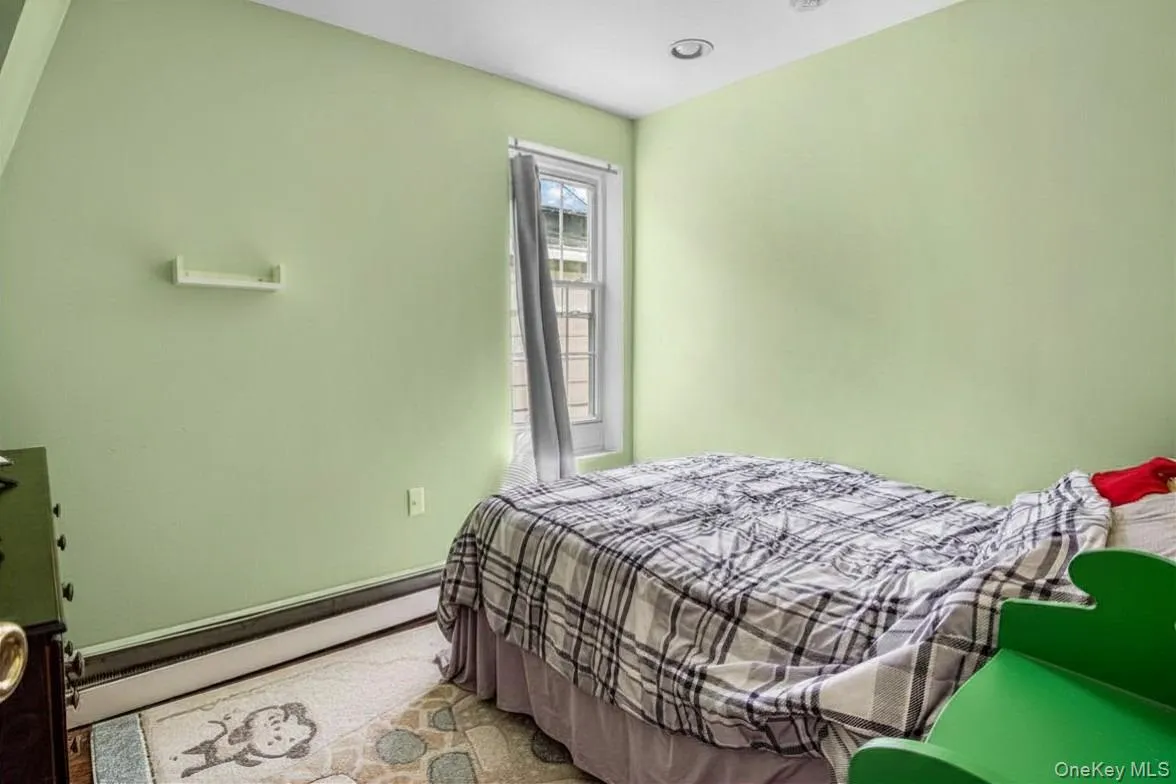 16960 144th Road, New York, NY, 3 Bedrooms Bedrooms, 8 Rooms Rooms,2 BathroomsBathrooms,Residential,For Rent,144th,0,1017010 16960 144th Road, New York, NY, 3 Bedrooms Bedrooms, 8 Rooms Rooms,2 BathroomsBathrooms,Residential,For Rent,144th,0,1017010