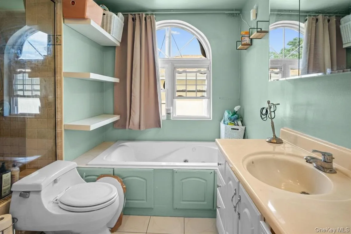 16960 144th Road, New York, NY, 3 Bedrooms Bedrooms, 8 Rooms Rooms,2 BathroomsBathrooms,Residential,For Rent,144th,0,1017010 16960 144th Road, New York, NY, 3 Bedrooms Bedrooms, 8 Rooms Rooms,2 BathroomsBathrooms,Residential,For Rent,144th,0,1017010
