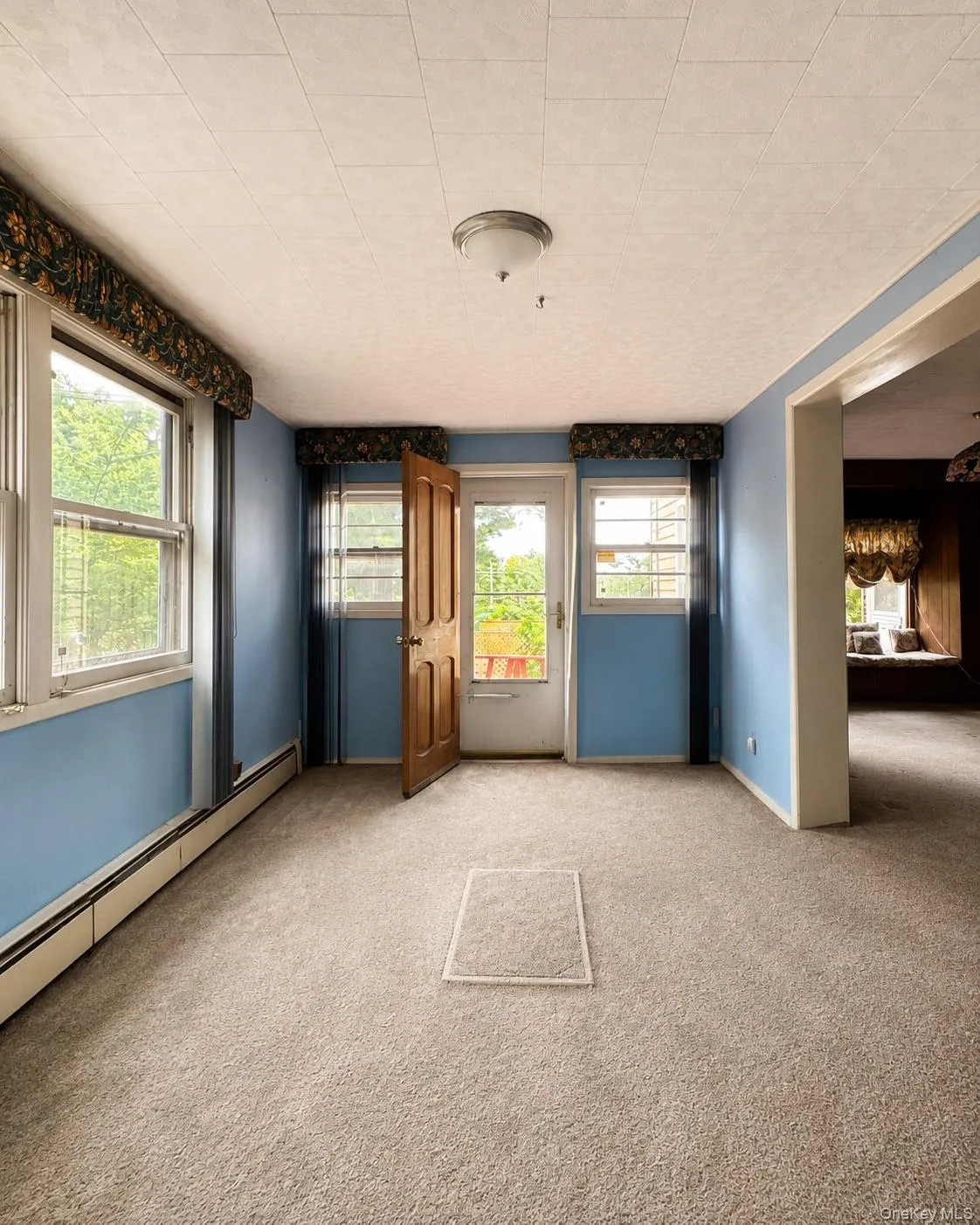 9 Smith Street, Thompson, NY, 3 Bedrooms Bedrooms, 8 Rooms Rooms,2 BathroomsBathrooms,Residential,For Rent,Smith,0,1017017 9 Smith Street, Thompson, NY, 3 Bedrooms Bedrooms, 8 Rooms Rooms,2 BathroomsBathrooms,Residential,For Rent,Smith,0,1017017