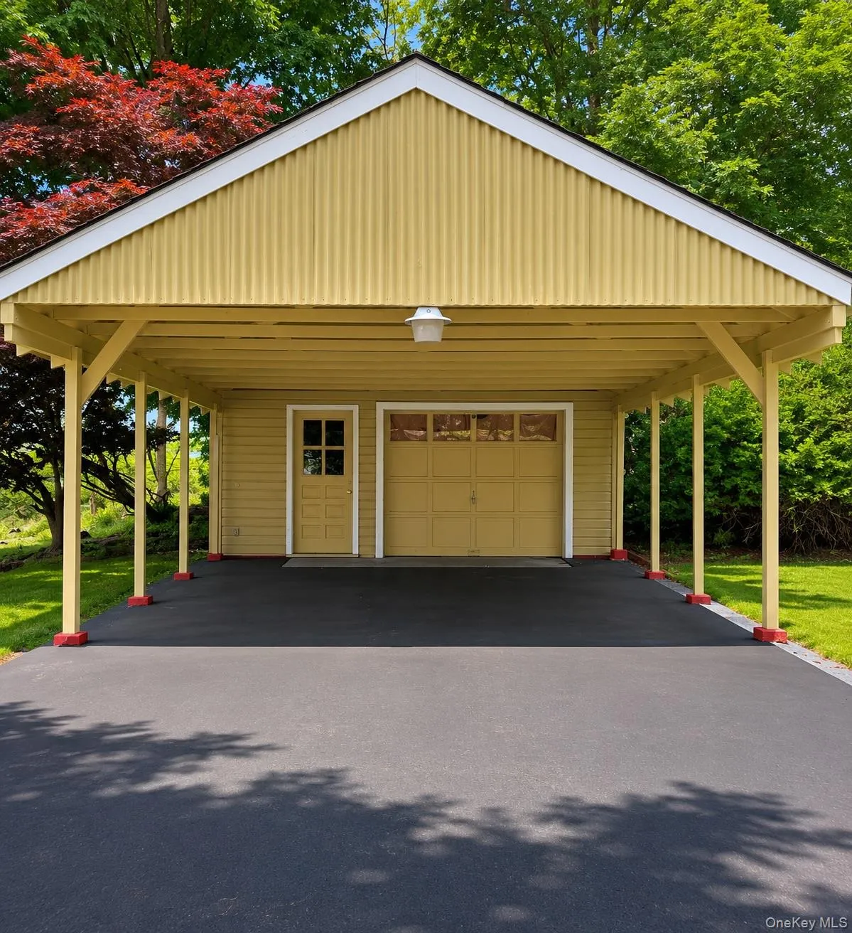 9 Smith Street, Thompson, NY, 3 Bedrooms Bedrooms, 8 Rooms Rooms,2 BathroomsBathrooms,Residential,For Rent,Smith,0,1017017 9 Smith Street, Thompson, NY, 3 Bedrooms Bedrooms, 8 Rooms Rooms,2 BathroomsBathrooms,Residential,For Rent,Smith,0,1017017