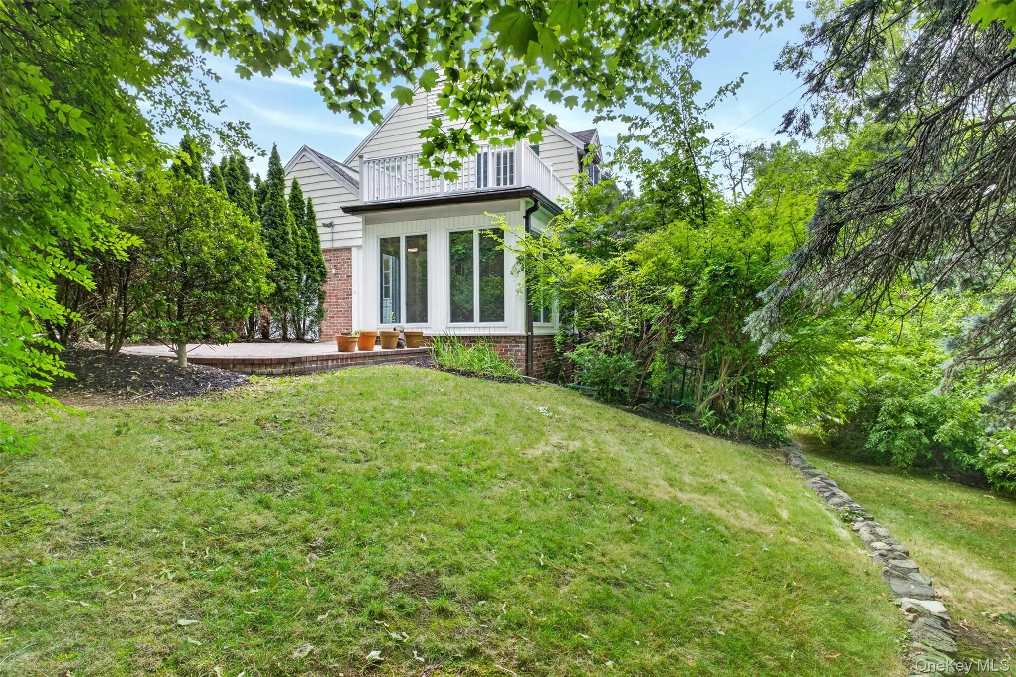 10 Ridge Drive, North Hempstead, NY, 4 Bedrooms Bedrooms, 8 Rooms Rooms,2 BathroomsBathrooms,Residential,For Rent,Ridge,0,1017018 10 Ridge Drive, North Hempstead, NY, 4 Bedrooms Bedrooms, 8 Rooms Rooms,2 BathroomsBathrooms,Residential,For Rent,Ridge,0,1017018