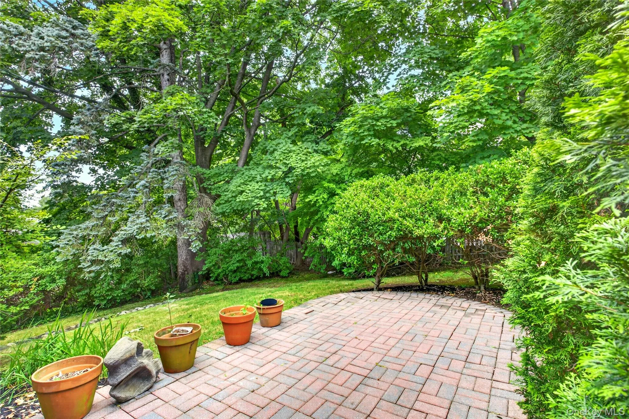 10 Ridge Drive, North Hempstead, NY, 4 Bedrooms Bedrooms, 8 Rooms Rooms,2 BathroomsBathrooms,Residential,For Rent,Ridge,0,1017018 10 Ridge Drive, North Hempstead, NY, 4 Bedrooms Bedrooms, 8 Rooms Rooms,2 BathroomsBathrooms,Residential,For Rent,Ridge,0,1017018