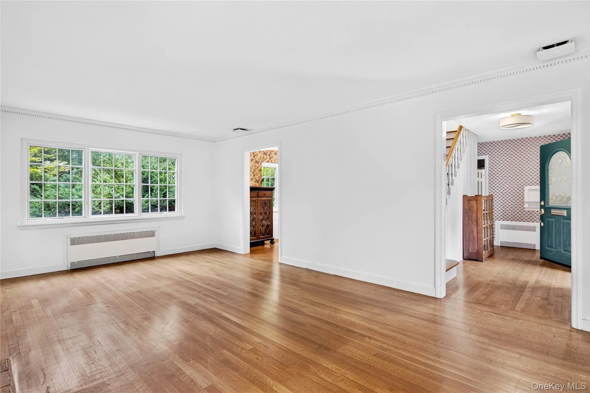 10 Ridge Drive, North Hempstead, NY, 4 Bedrooms Bedrooms, 8 Rooms Rooms,2 BathroomsBathrooms,Residential,For Rent,Ridge,0,1017018 10 Ridge Drive, North Hempstead, NY, 4 Bedrooms Bedrooms, 8 Rooms Rooms,2 BathroomsBathrooms,Residential,For Rent,Ridge,0,1017018
