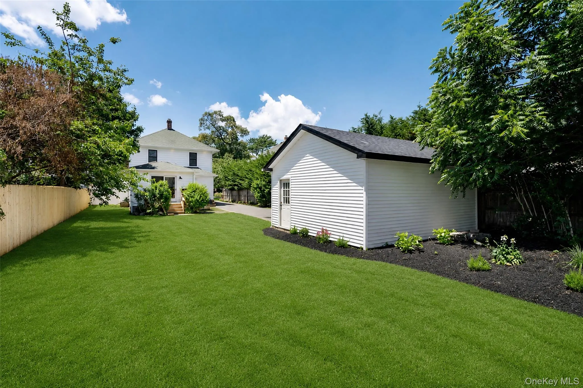 85 Garfield Avenue, Islip, NY, 3 Bedrooms Bedrooms, 11 Rooms Rooms,3 BathroomsBathrooms,Residential,For Rent,Garfield,0,1017020 85 Garfield Avenue, Islip, NY, 3 Bedrooms Bedrooms, 11 Rooms Rooms,3 BathroomsBathrooms,Residential,For Rent,Garfield,0,1017020