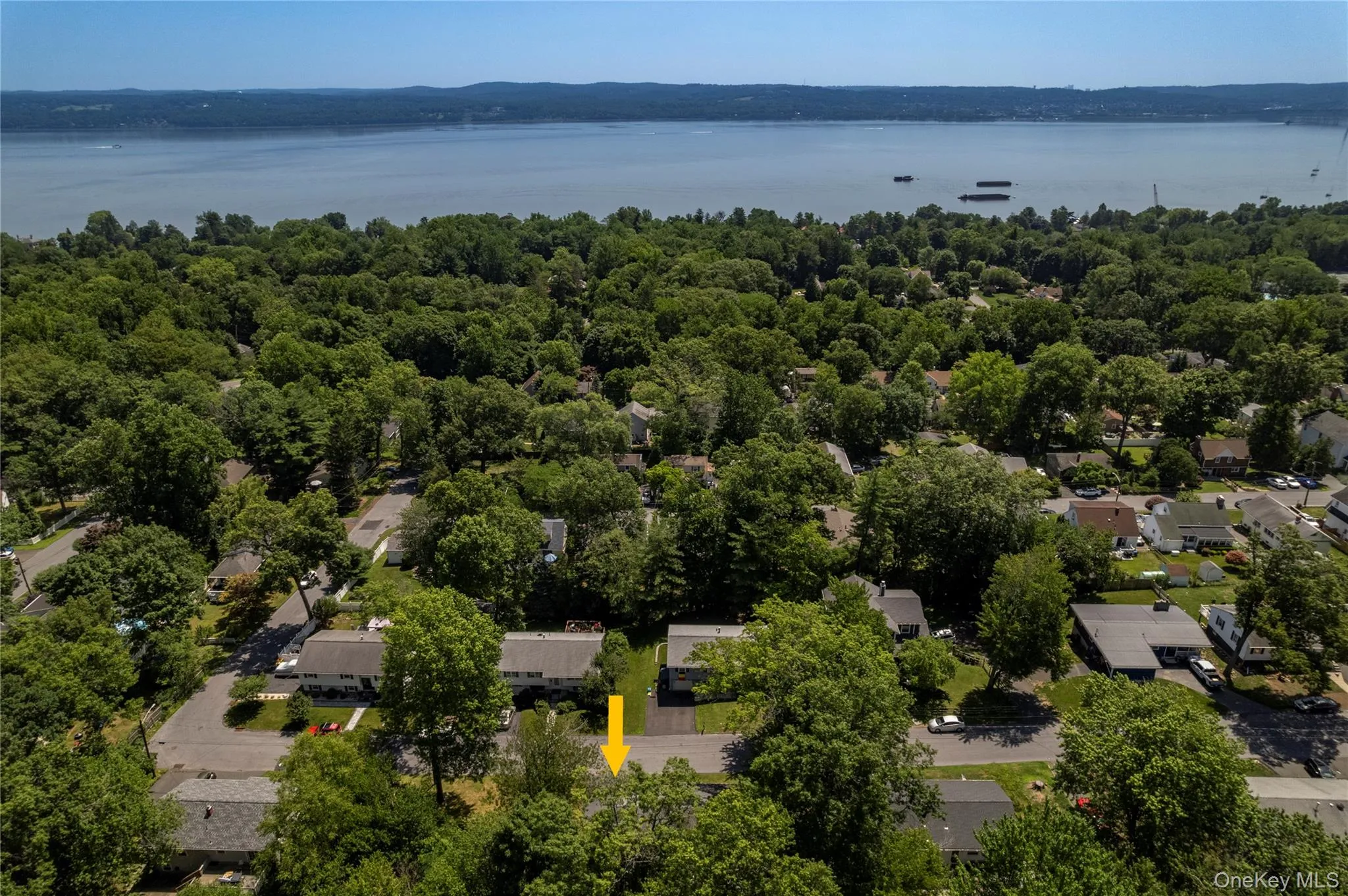 414 Maple Avenue, Clarkstown, NY, 4 Bedrooms Bedrooms, 8 Rooms Rooms,1 BathroomBathrooms,Residential,For Rent,Maple,0,1017021 414 Maple Avenue, Clarkstown, NY, 4 Bedrooms Bedrooms, 8 Rooms Rooms,1 BathroomBathrooms,Residential,For Rent,Maple,0,1017021