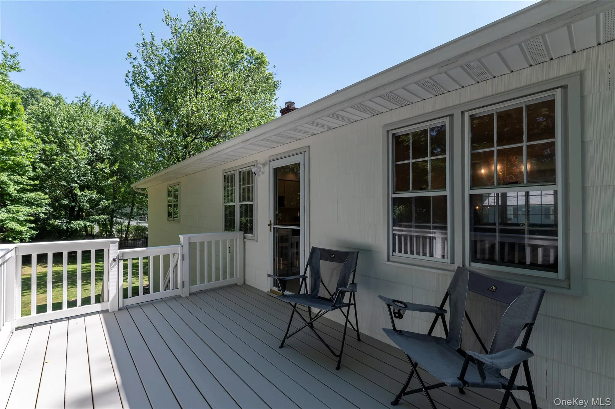 414 Maple Avenue, Clarkstown, NY, 4 Bedrooms Bedrooms, 8 Rooms Rooms,1 BathroomBathrooms,Residential,For Rent,Maple,0,1017021 414 Maple Avenue, Clarkstown, NY, 4 Bedrooms Bedrooms, 8 Rooms Rooms,1 BathroomBathrooms,Residential,For Rent,Maple,0,1017021