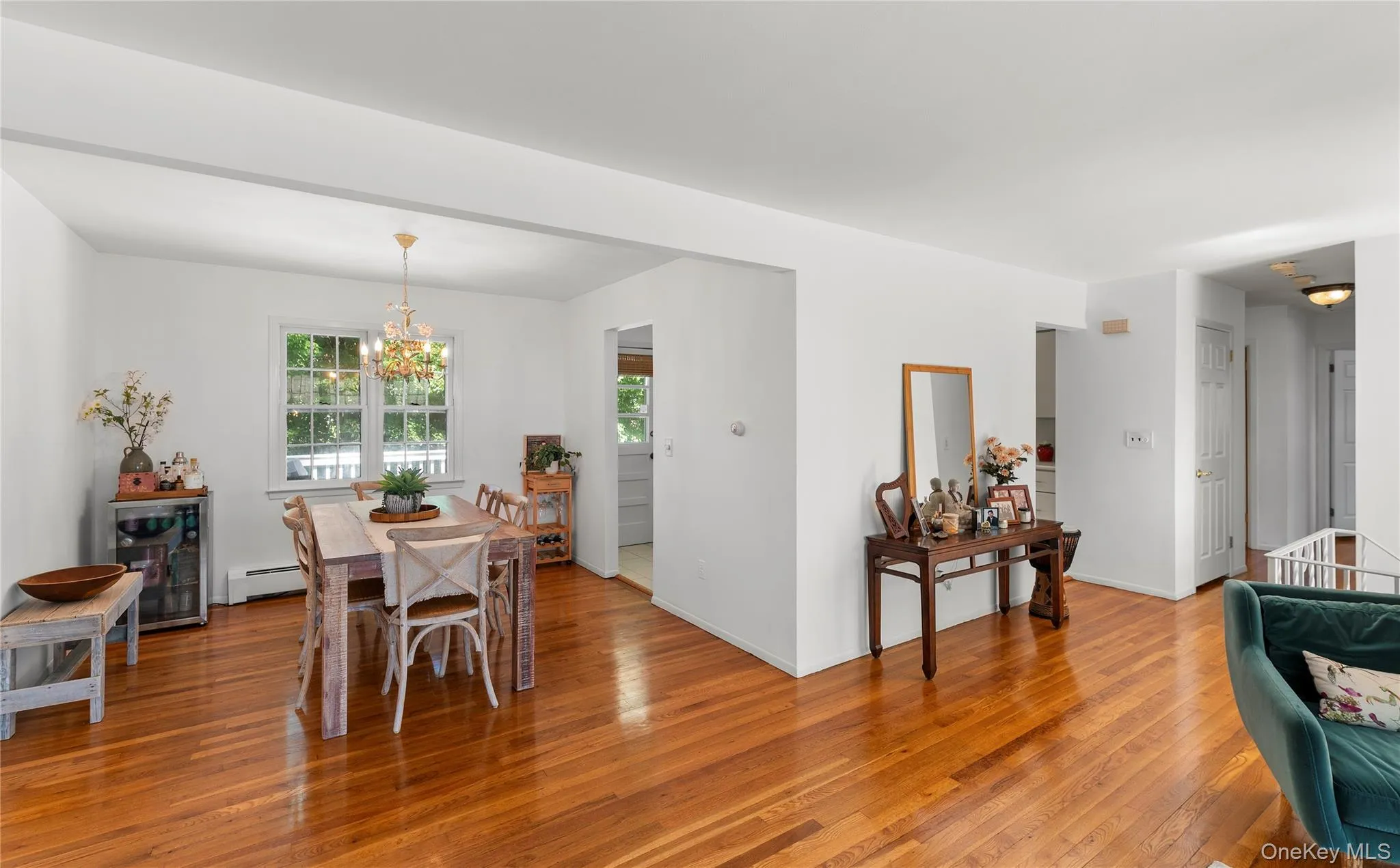 414 Maple Avenue, Clarkstown, NY, 4 Bedrooms Bedrooms, 8 Rooms Rooms,1 BathroomBathrooms,Residential,For Rent,Maple,0,1017021 414 Maple Avenue, Clarkstown, NY, 4 Bedrooms Bedrooms, 8 Rooms Rooms,1 BathroomBathrooms,Residential,For Rent,Maple,0,1017021