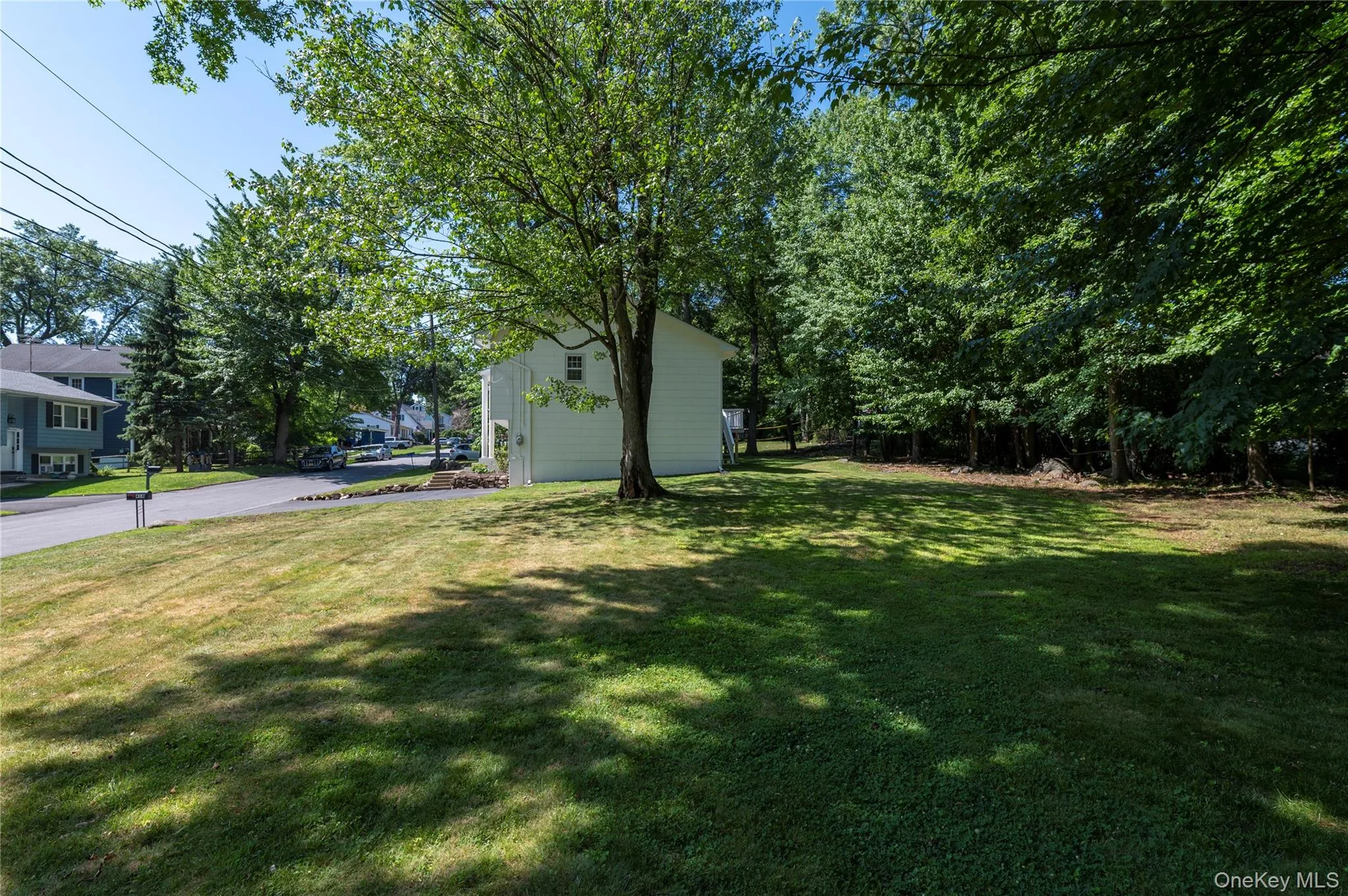414 Maple Avenue, Clarkstown, NY, 4 Bedrooms Bedrooms, 8 Rooms Rooms,1 BathroomBathrooms,Residential,For Rent,Maple,0,1017021 414 Maple Avenue, Clarkstown, NY, 4 Bedrooms Bedrooms, 8 Rooms Rooms,1 BathroomBathrooms,Residential,For Rent,Maple,0,1017021