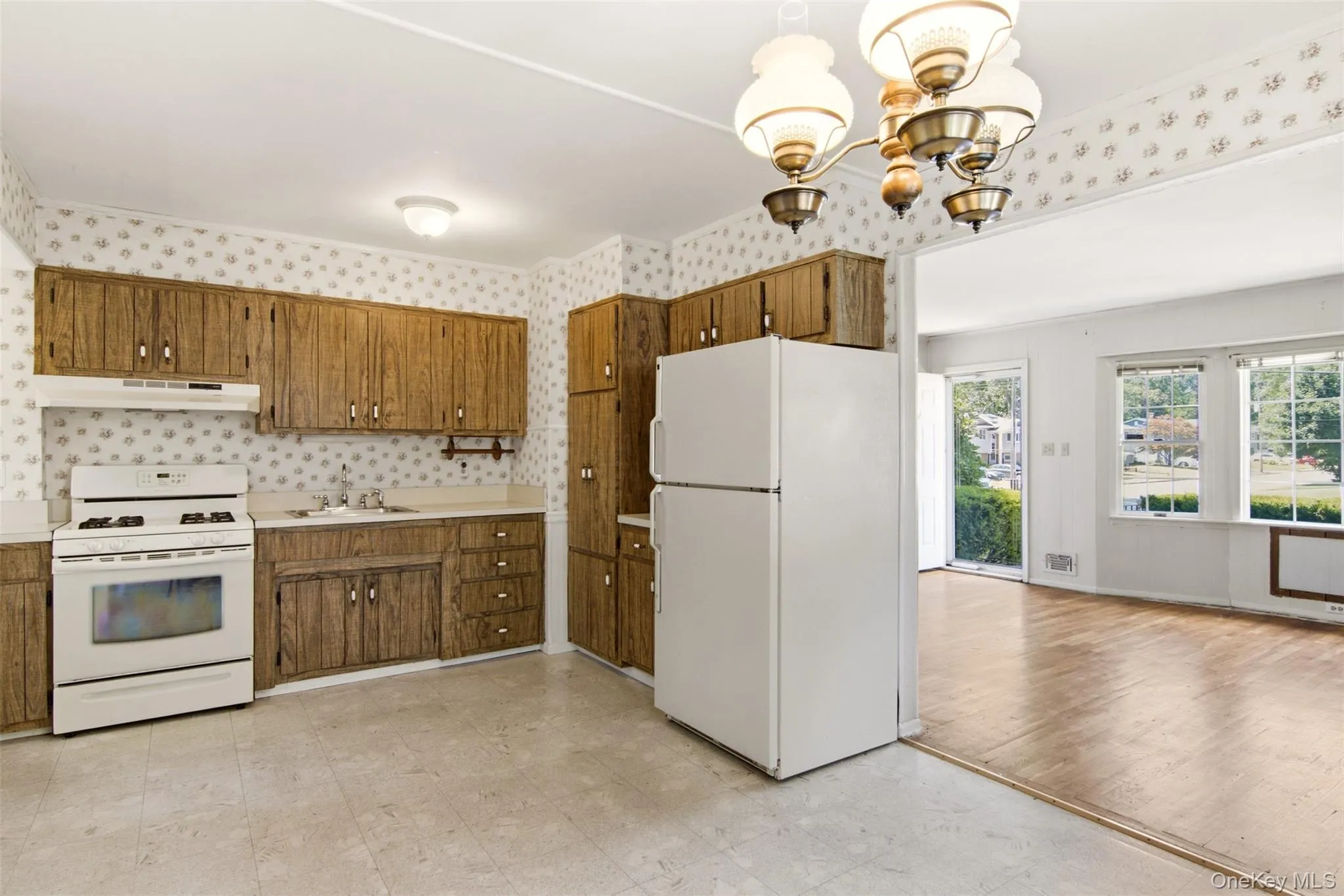 34 Hollo Drive, Brookhaven, NY, 3 Bedrooms Bedrooms, 5 Rooms Rooms,1 BathroomBathrooms,Residential,For Rent,Hollo,0,1017022 34 Hollo Drive, Brookhaven, NY, 3 Bedrooms Bedrooms, 5 Rooms Rooms,1 BathroomBathrooms,Residential,For Rent,Hollo,0,1017022