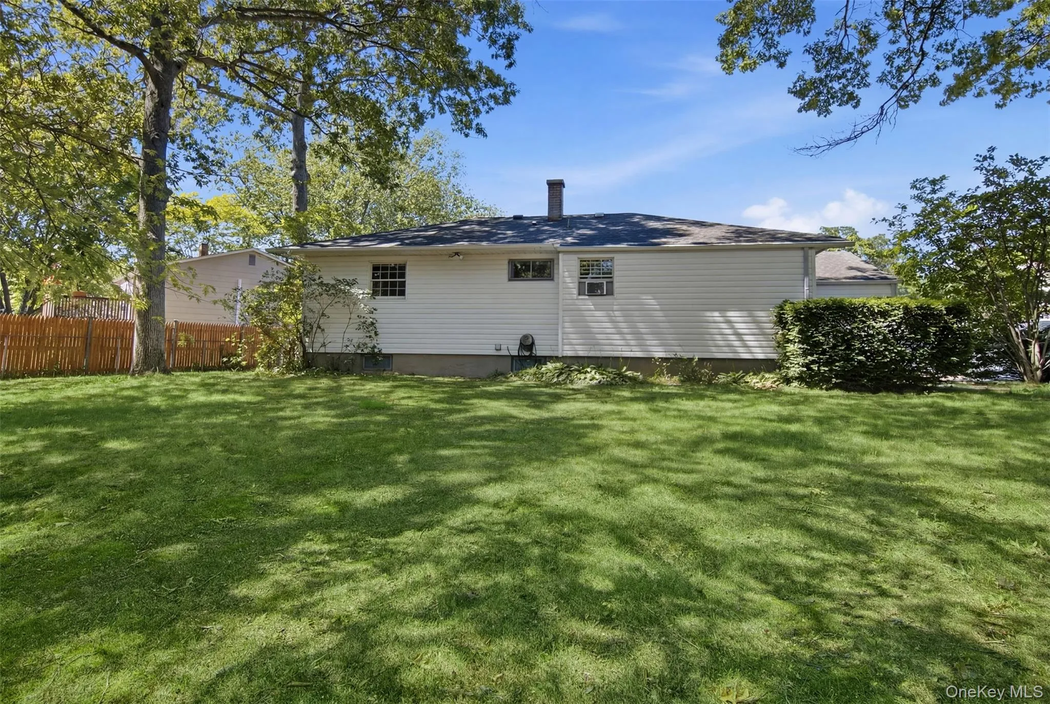 34 Hollo Drive, Brookhaven, NY, 3 Bedrooms Bedrooms, 5 Rooms Rooms,1 BathroomBathrooms,Residential,For Rent,Hollo,0,1017022 34 Hollo Drive, Brookhaven, NY, 3 Bedrooms Bedrooms, 5 Rooms Rooms,1 BathroomBathrooms,Residential,For Rent,Hollo,0,1017022