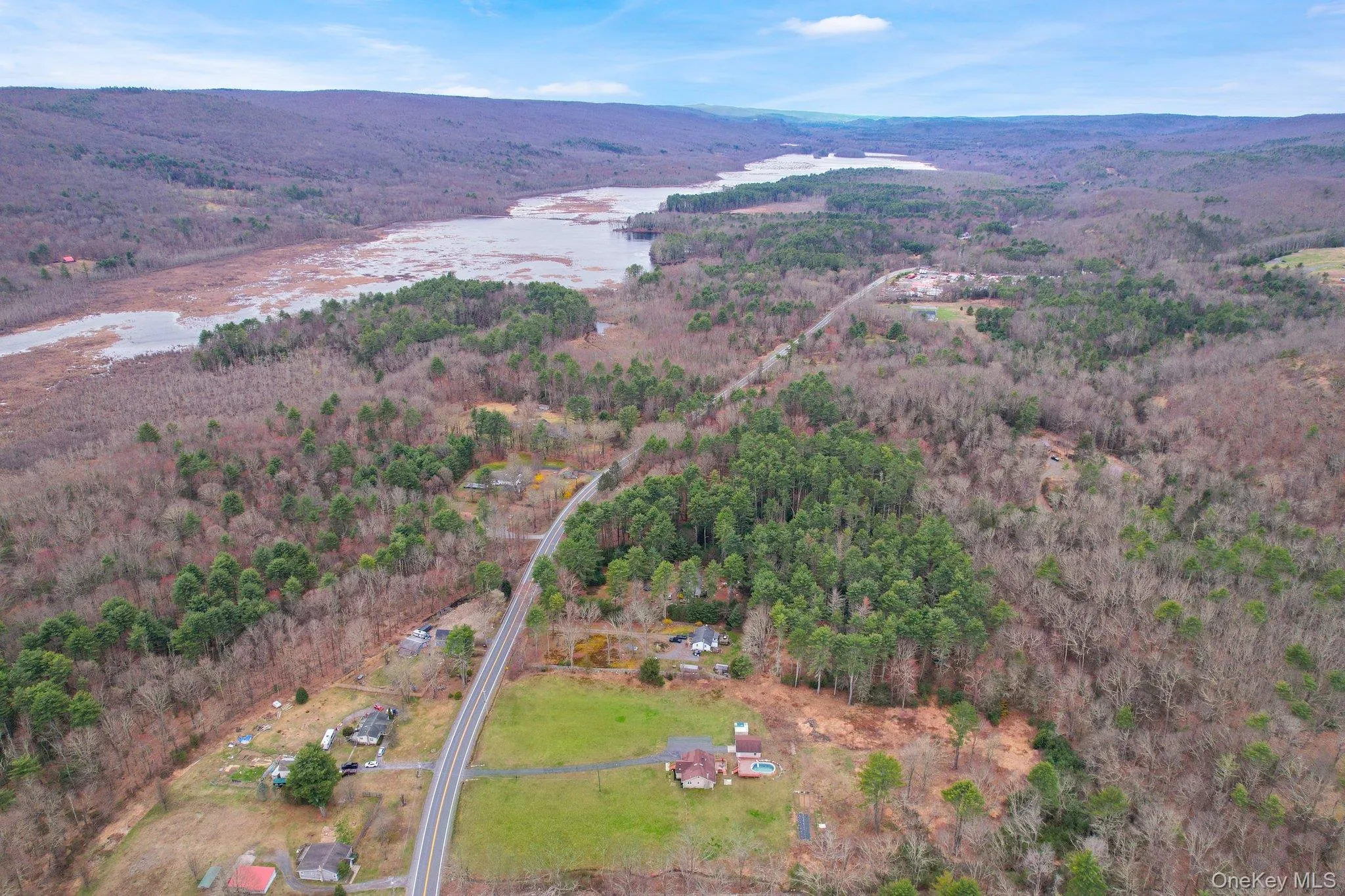 2643 State Route 209, Mamakating, NY, 3 Bedrooms Bedrooms, 6 Rooms Rooms,2 BathroomsBathrooms,Residential,For Rent,State Route 209,0,1017024 2643 State Route 209, Mamakating, NY, 3 Bedrooms Bedrooms, 6 Rooms Rooms,2 BathroomsBathrooms,Residential,For Rent,State Route 209,0,1017024
