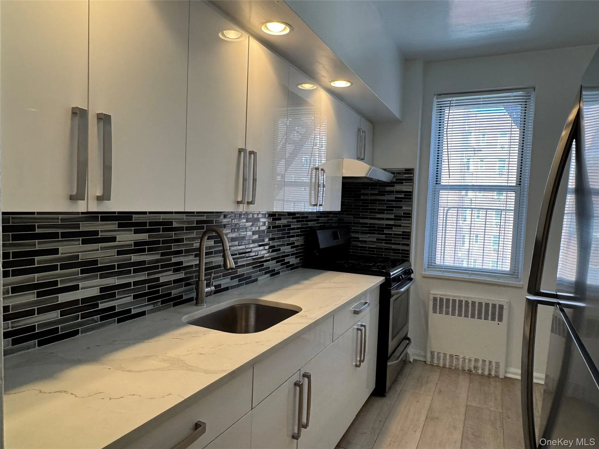 99-41 64th Avenue, New York, NY, 2 Bedrooms Bedrooms, 5 Rooms Rooms,1 BathroomBathrooms,Residential Lease,For Rent,64th,0,1017026 99-41 64th Avenue, New York, NY, 2 Bedrooms Bedrooms, 5 Rooms Rooms,1 BathroomBathrooms,Residential Lease,For Rent,64th,0,1017026