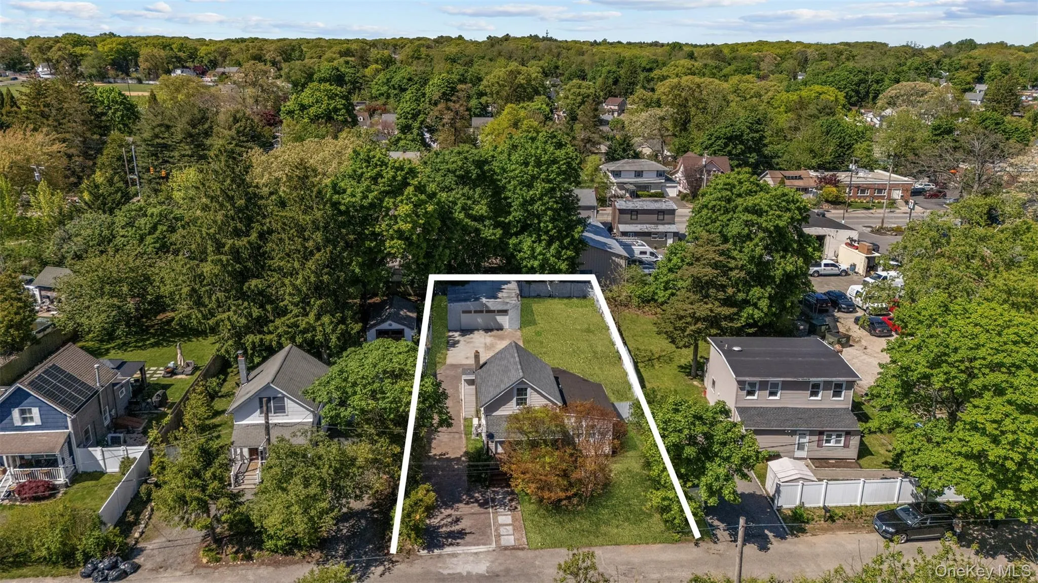 37 Hoffman Drive, Smithtown, NY, 3 Bedrooms Bedrooms, 7 Rooms Rooms,1 BathroomBathrooms,Residential Lease,For Rent,Hoffman,0,1017027 37 Hoffman Drive, Smithtown, NY, 3 Bedrooms Bedrooms, 7 Rooms Rooms,1 BathroomBathrooms,Residential Lease,For Rent,Hoffman,0,1017027