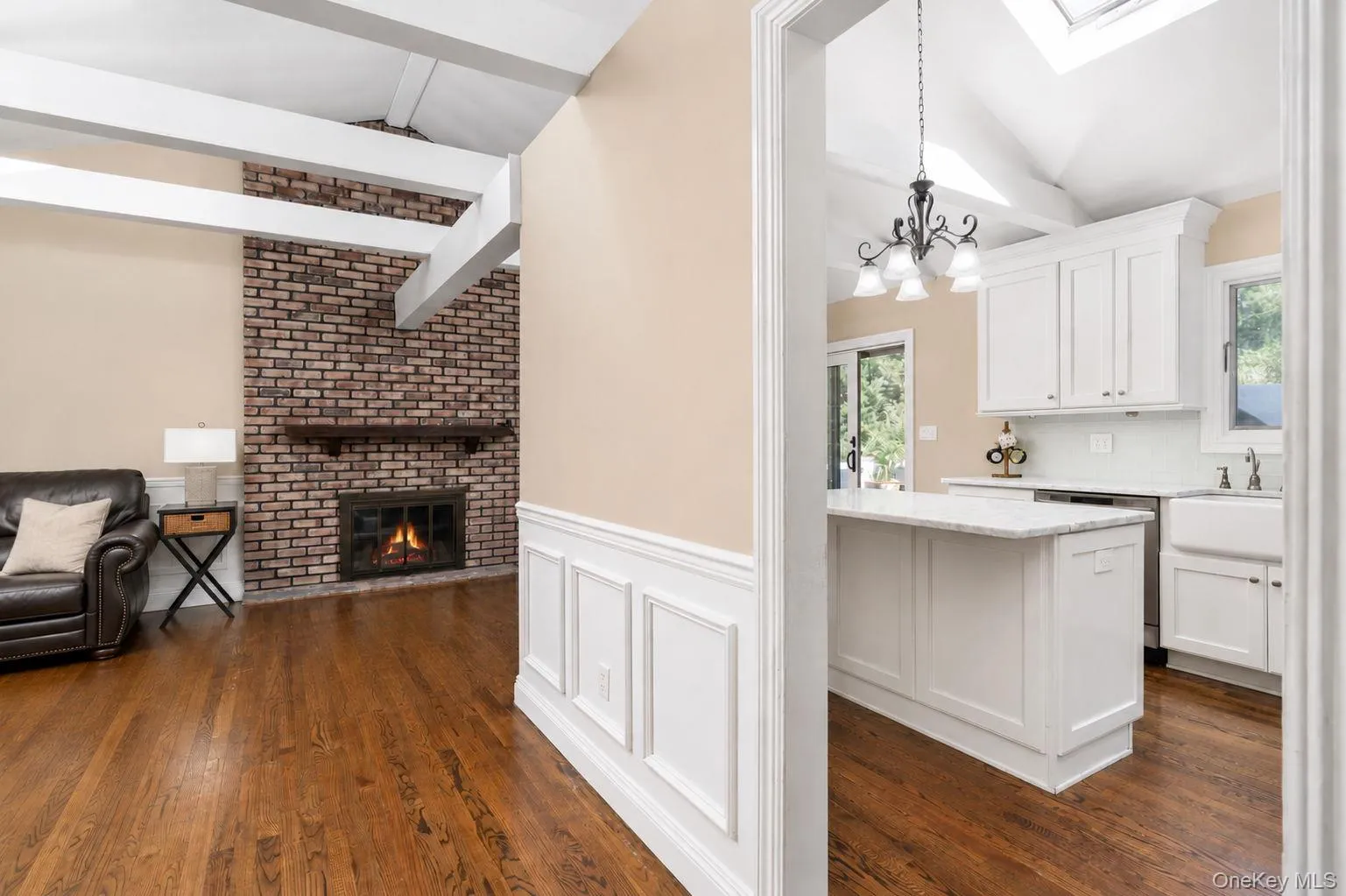 25 Brewster Avenue, Smithtown, NY, 4 Bedrooms Bedrooms, 8 Rooms Rooms,2 BathroomsBathrooms,Residential,For Rent,Brewster,0,1017028 25 Brewster Avenue, Smithtown, NY, 4 Bedrooms Bedrooms, 8 Rooms Rooms,2 BathroomsBathrooms,Residential,For Rent,Brewster,0,1017028