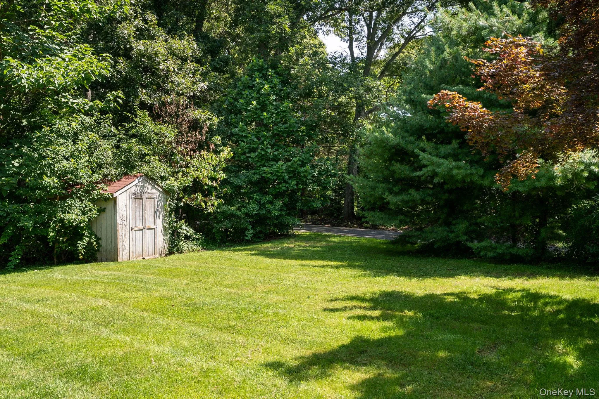 25 Brewster Avenue, Smithtown, NY, 4 Bedrooms Bedrooms, 8 Rooms Rooms,2 BathroomsBathrooms,Residential,For Rent,Brewster,0,1017028 25 Brewster Avenue, Smithtown, NY, 4 Bedrooms Bedrooms, 8 Rooms Rooms,2 BathroomsBathrooms,Residential,For Rent,Brewster,0,1017028