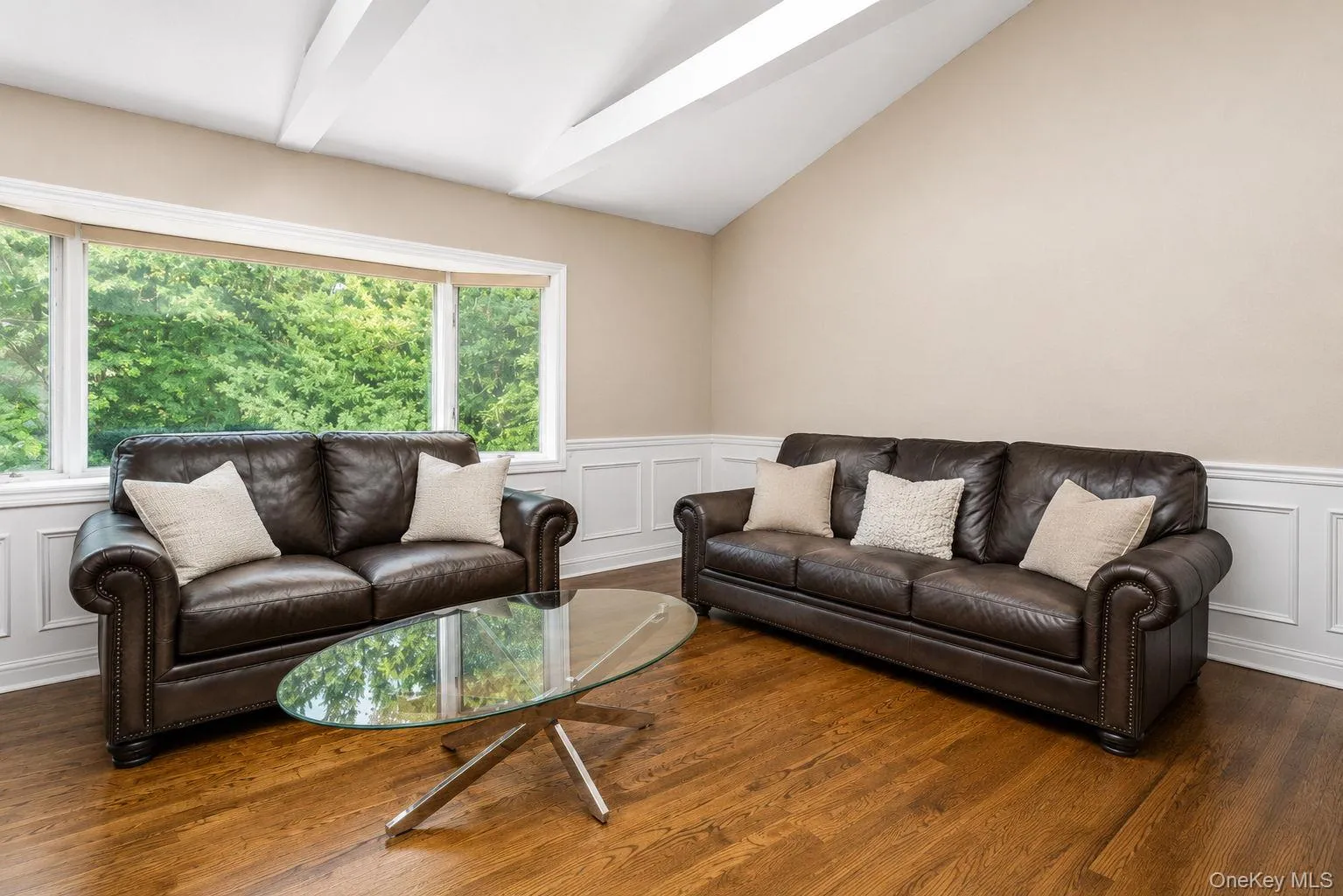 25 Brewster Avenue, Smithtown, NY, 4 Bedrooms Bedrooms, 8 Rooms Rooms,2 BathroomsBathrooms,Residential,For Rent,Brewster,0,1017028 25 Brewster Avenue, Smithtown, NY, 4 Bedrooms Bedrooms, 8 Rooms Rooms,2 BathroomsBathrooms,Residential,For Rent,Brewster,0,1017028
