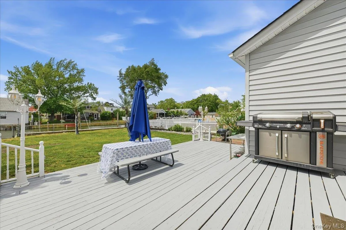 17 Norman Avenue, Babylon, NY, 3 Bedrooms Bedrooms, 7 Rooms Rooms,2 BathroomsBathrooms,Residential,For Rent,Norman,0,KEY1017032 17 Norman Avenue, Babylon, NY, 3 Bedrooms Bedrooms, 7 Rooms Rooms,2 BathroomsBathrooms,Residential,For Rent,Norman,0,KEY1017032