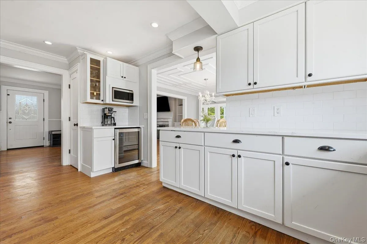 17 Norman Avenue, Babylon, NY, 3 Bedrooms Bedrooms, 7 Rooms Rooms,2 BathroomsBathrooms,Residential,For Rent,Norman,0,KEY1017032 17 Norman Avenue, Babylon, NY, 3 Bedrooms Bedrooms, 7 Rooms Rooms,2 BathroomsBathrooms,Residential,For Rent,Norman,0,KEY1017032