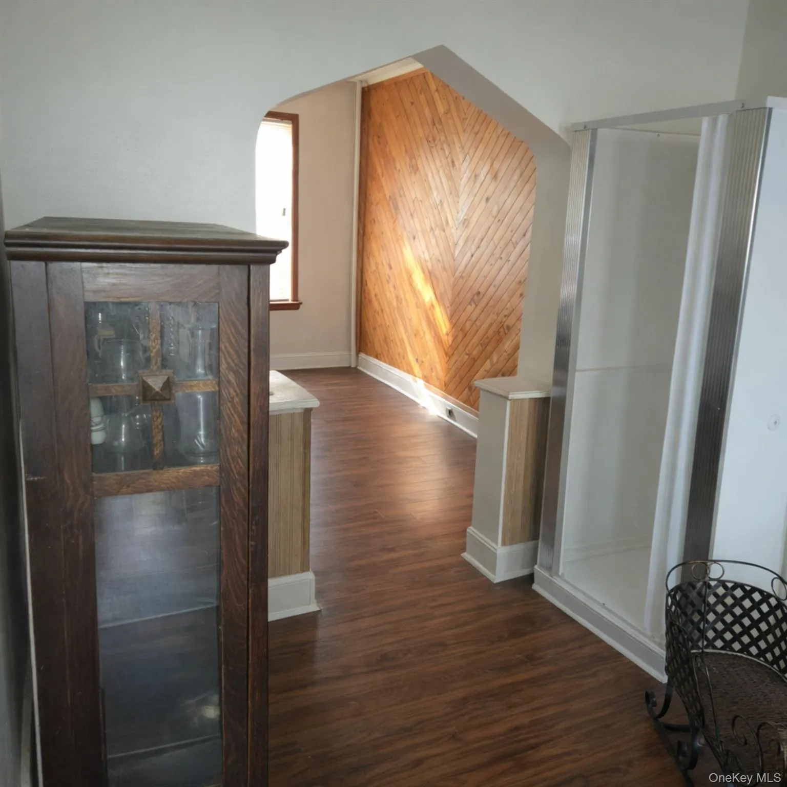 9145 85th Street, New York, NY, 3 Bedrooms Bedrooms, 6 Rooms Rooms,1 BathroomBathrooms,Residential,For Rent,85th,0,1017037 9145 85th Street, New York, NY, 3 Bedrooms Bedrooms, 6 Rooms Rooms,1 BathroomBathrooms,Residential,For Rent,85th,0,1017037