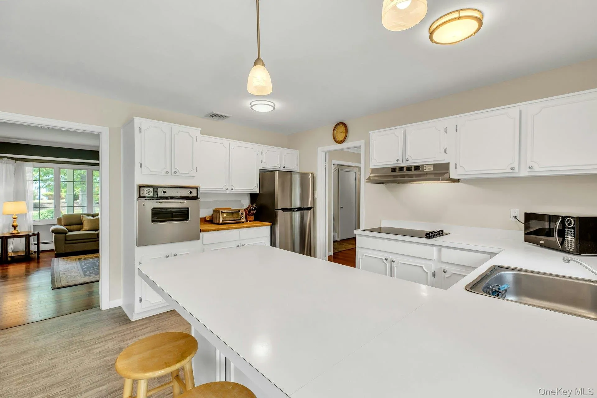23 Bently Lane, Brookhaven, NY, 5 Bedrooms Bedrooms, 9 Rooms Rooms,3 BathroomsBathrooms,Residential,For Rent,Bently,0,KEY1017039 23 Bently Lane, Brookhaven, NY, 5 Bedrooms Bedrooms, 9 Rooms Rooms,3 BathroomsBathrooms,Residential,For Rent,Bently,0,KEY1017039
