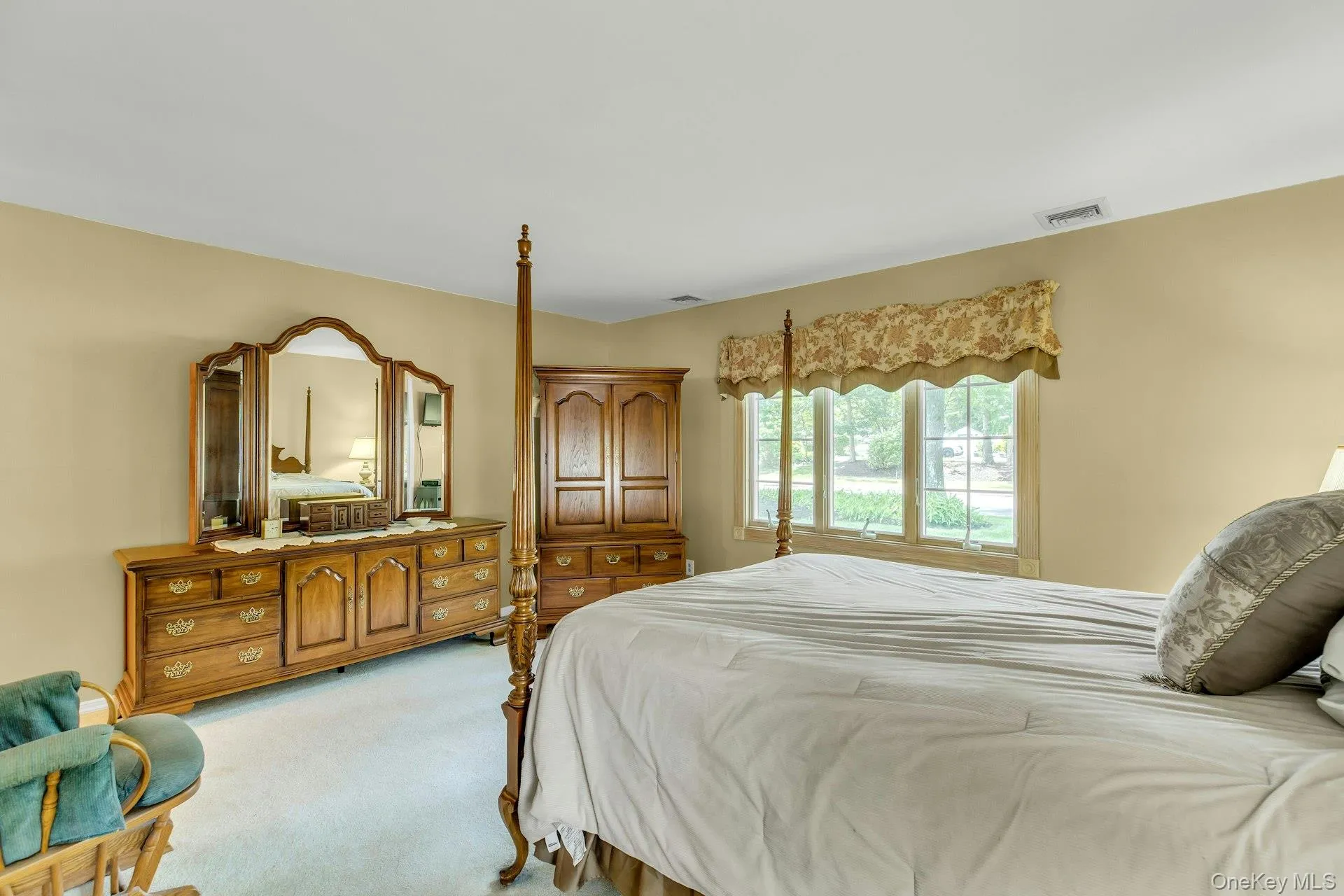 23 Bently Lane, Brookhaven, NY, 5 Bedrooms Bedrooms, 9 Rooms Rooms,3 BathroomsBathrooms,Residential,For Rent,Bently,0,KEY1017039 23 Bently Lane, Brookhaven, NY, 5 Bedrooms Bedrooms, 9 Rooms Rooms,3 BathroomsBathrooms,Residential,For Rent,Bently,0,KEY1017039