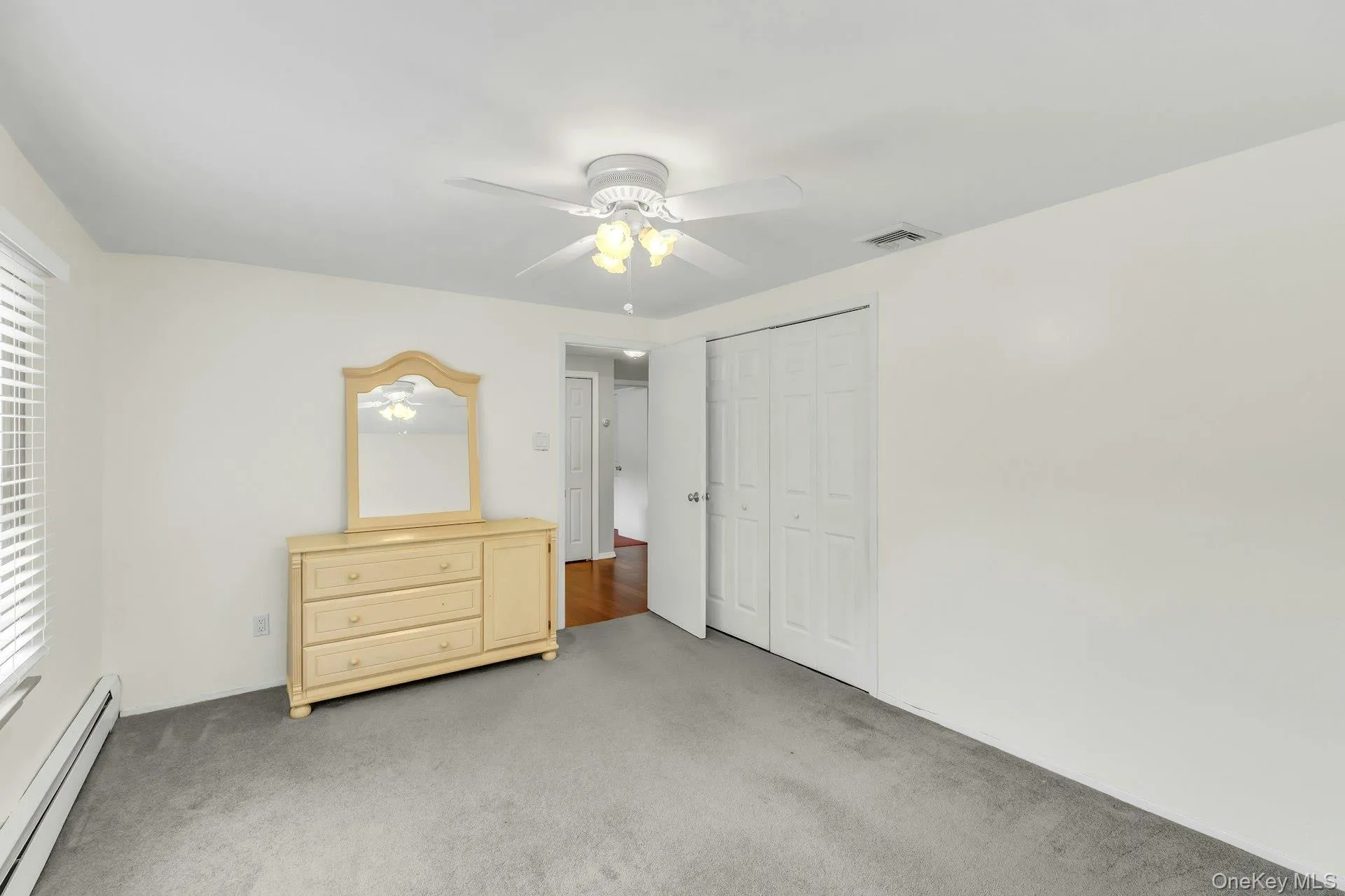 23 Bently Lane, Brookhaven, NY, 5 Bedrooms Bedrooms, 9 Rooms Rooms,3 BathroomsBathrooms,Residential,For Rent,Bently,0,KEY1017039 23 Bently Lane, Brookhaven, NY, 5 Bedrooms Bedrooms, 9 Rooms Rooms,3 BathroomsBathrooms,Residential,For Rent,Bently,0,KEY1017039