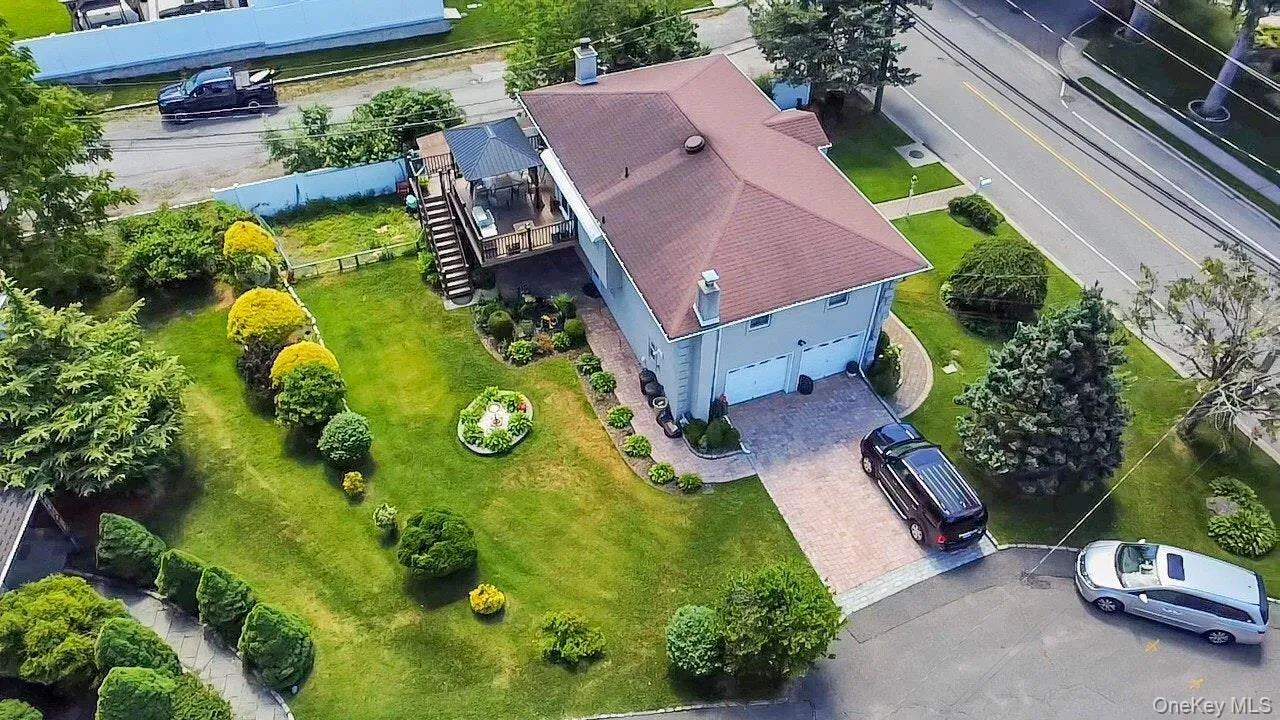 105 Convent Road, Oyster Bay, NY, 4 Bedrooms Bedrooms, 8 Rooms Rooms,3 BathroomsBathrooms,Residential,For Rent,Convent,0,KEY1017042 105 Convent Road, Oyster Bay, NY, 4 Bedrooms Bedrooms, 8 Rooms Rooms,3 BathroomsBathrooms,Residential,For Rent,Convent,0,KEY1017042