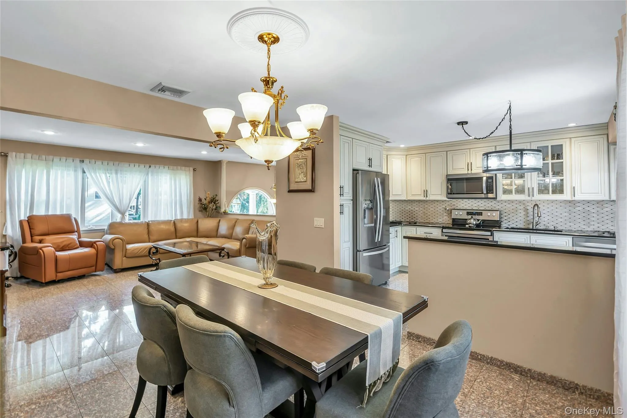 105 Convent Road, Oyster Bay, NY, 4 Bedrooms Bedrooms, 8 Rooms Rooms,3 BathroomsBathrooms,Residential,For Rent,Convent,0,KEY1017042 105 Convent Road, Oyster Bay, NY, 4 Bedrooms Bedrooms, 8 Rooms Rooms,3 BathroomsBathrooms,Residential,For Rent,Convent,0,KEY1017042